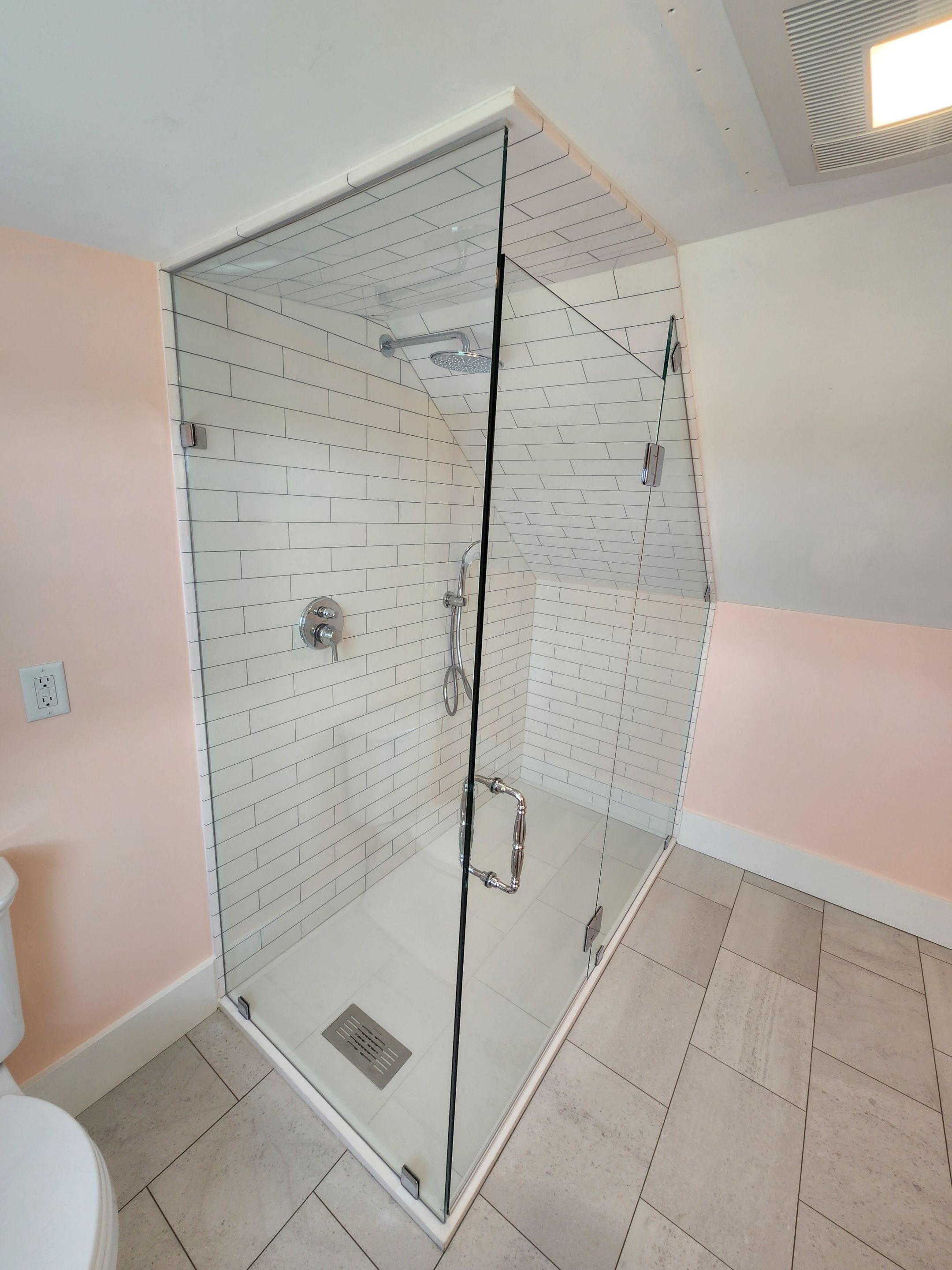 Floor-to Ceiling Shower using Tempered Shower Glass by Cheshire Glass Company