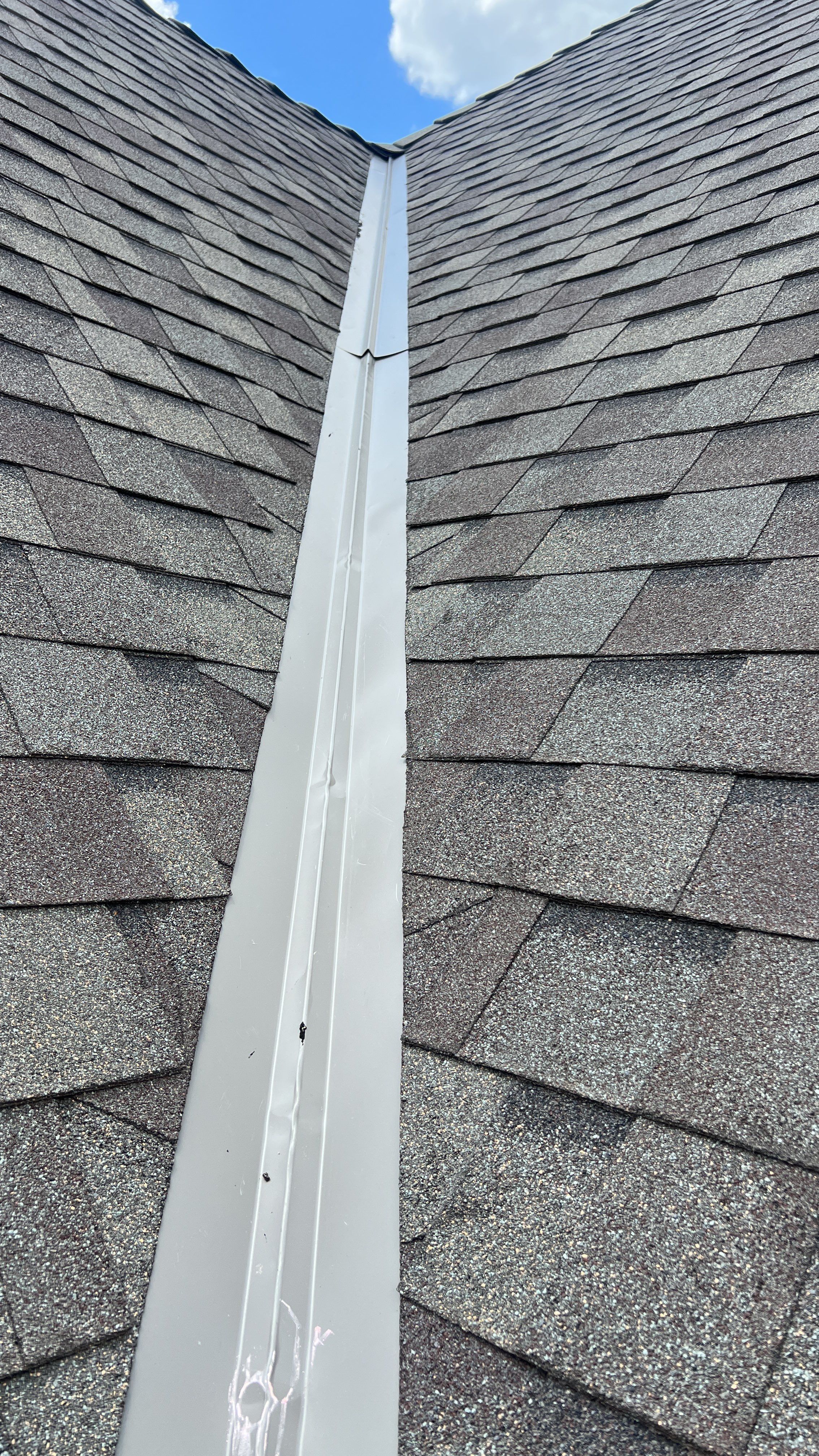 Residential Roof Replacement using CertainTeed Landmark (Weathered Wood) by Sentry Roofing