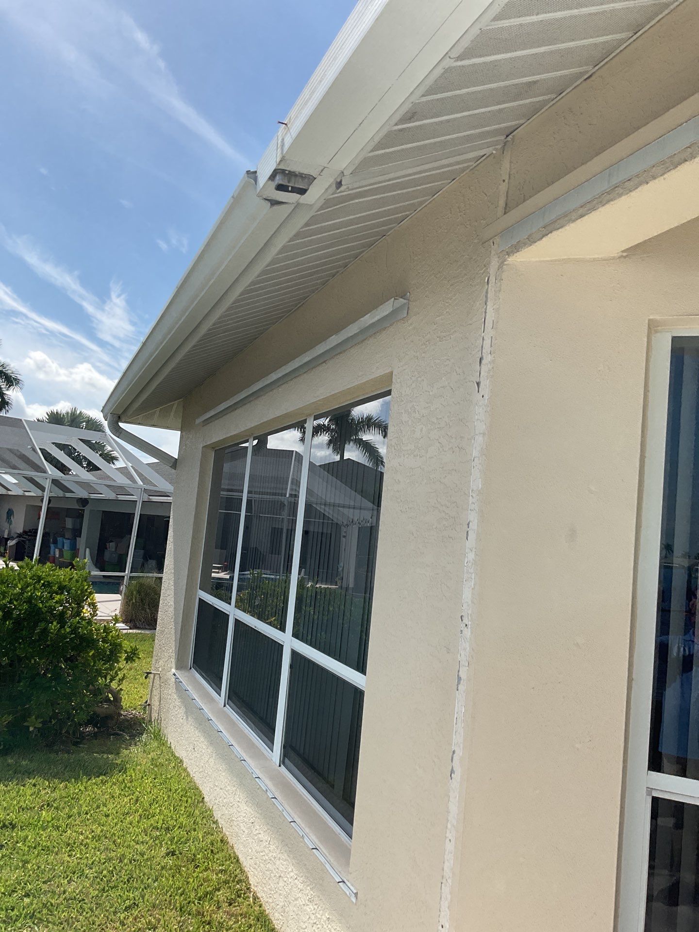Seamless Gutters using Splash Guard in Cape Coral FL by Gutter Professors