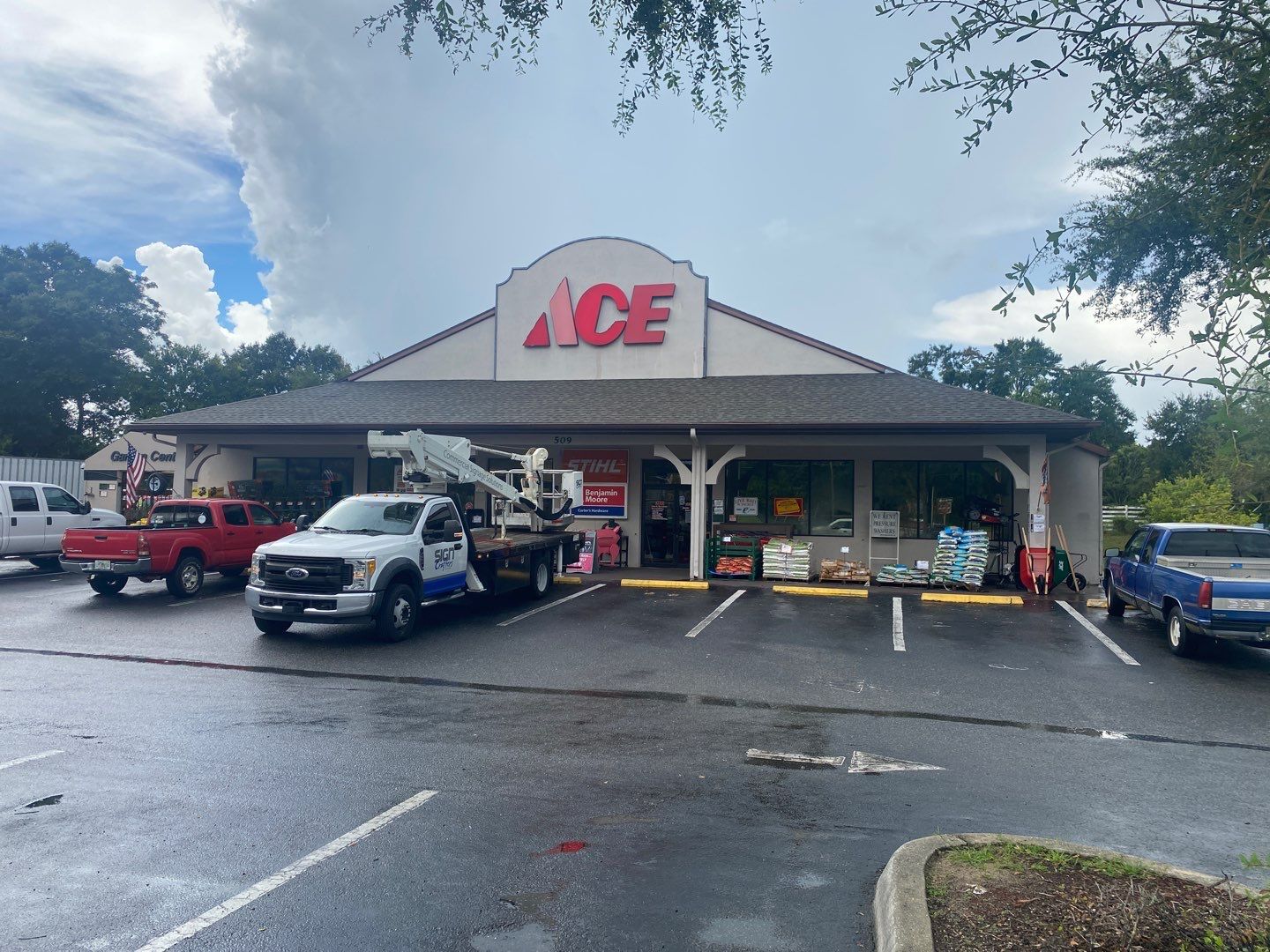 Flush Mount Channel Letters for Tavares Carter's Ace Hardware by SignCrafters