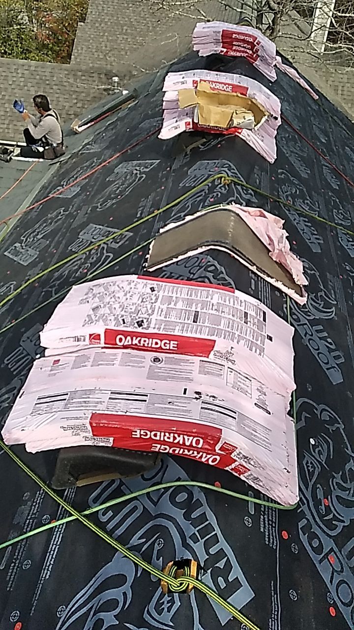 Residential Roofing Installation using Owens Corning Oakridge- Williamsburg Gray by Indigo State Roofing