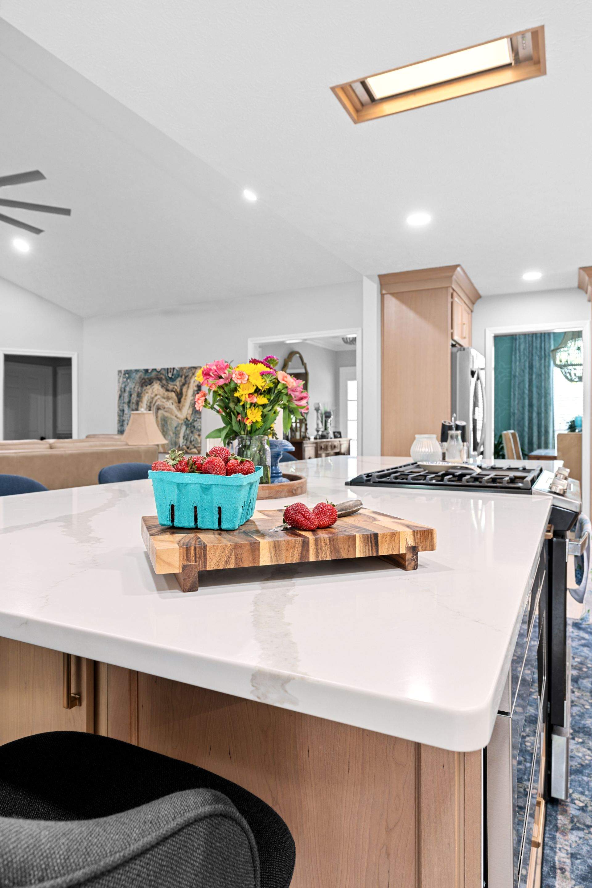 Modern Kitchen Remodel Featuring Quartz Backsplash, under cabinet lighintg, and a coffee bar in Mt. Juliet Tennessee by DeRo Renovations,LLC
