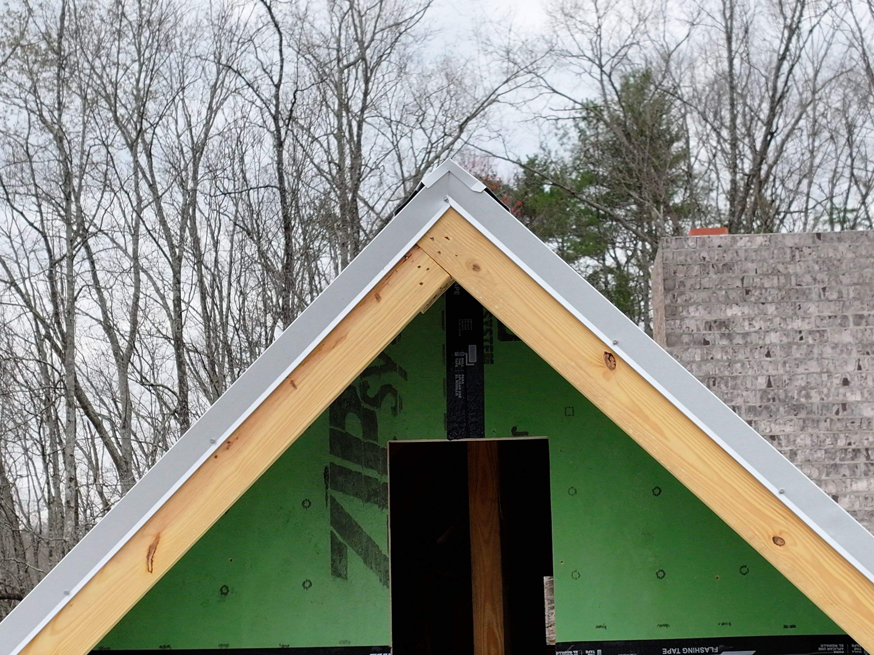 Cox Residence by Omnia Roofing