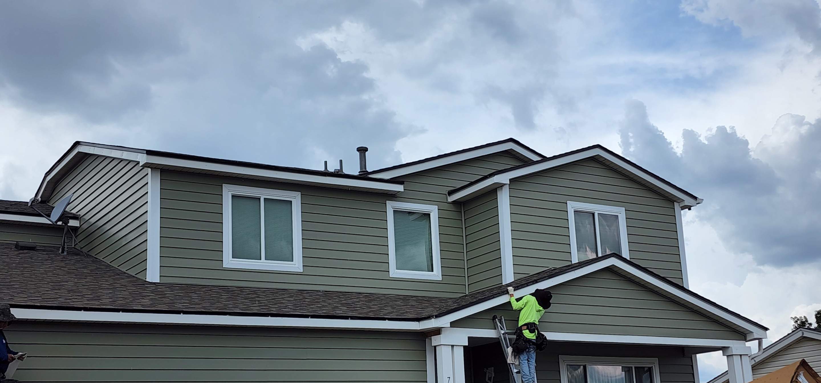 Roxbough! Upgrade that Vinyl Siding to Crane Insulated Vinyl Siding by 1st choice windows and siding
