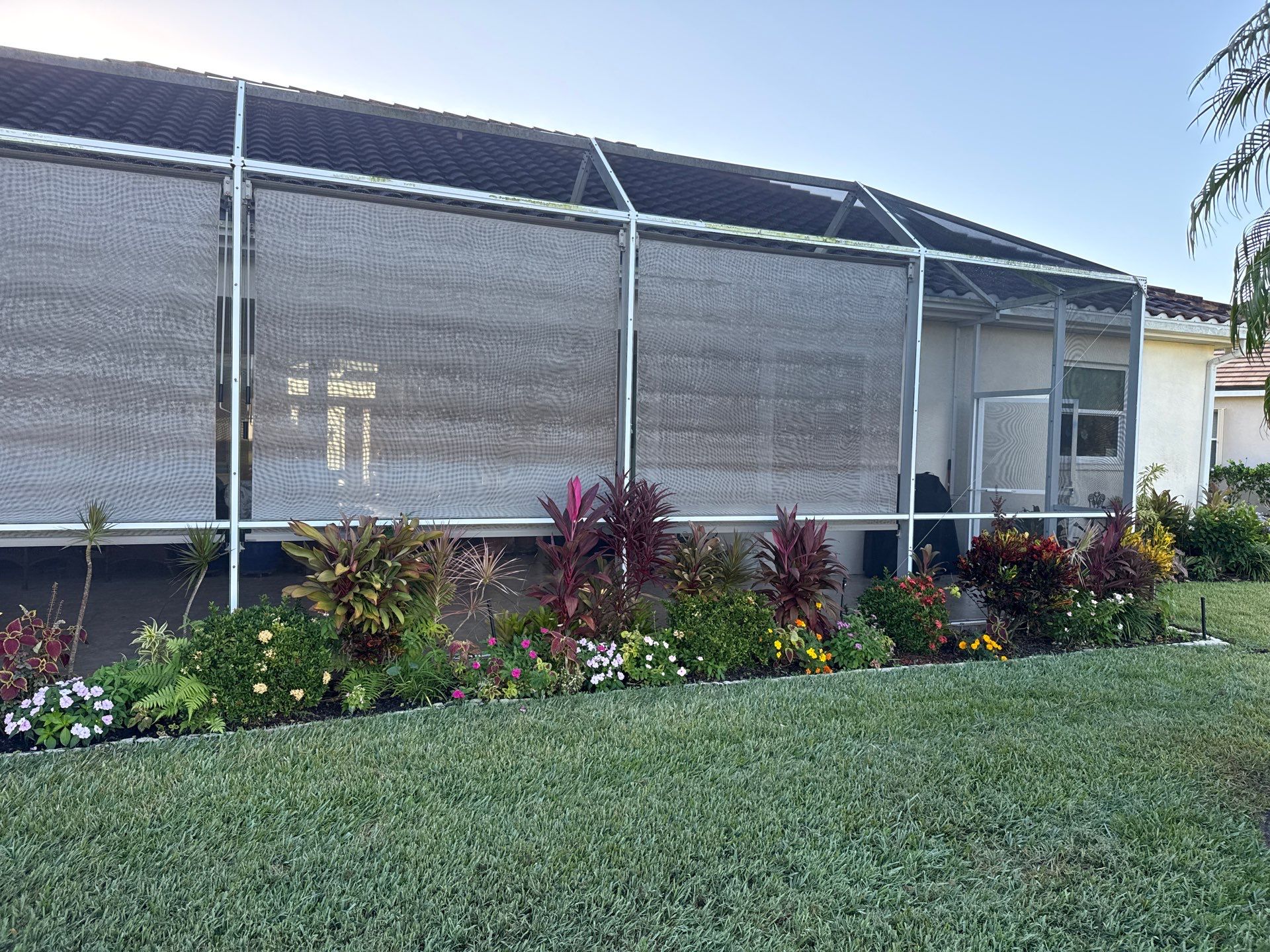 University Park Lanai Transformation | Screen Enclosure & Shade Cleaning by Sunshine AquaWash
