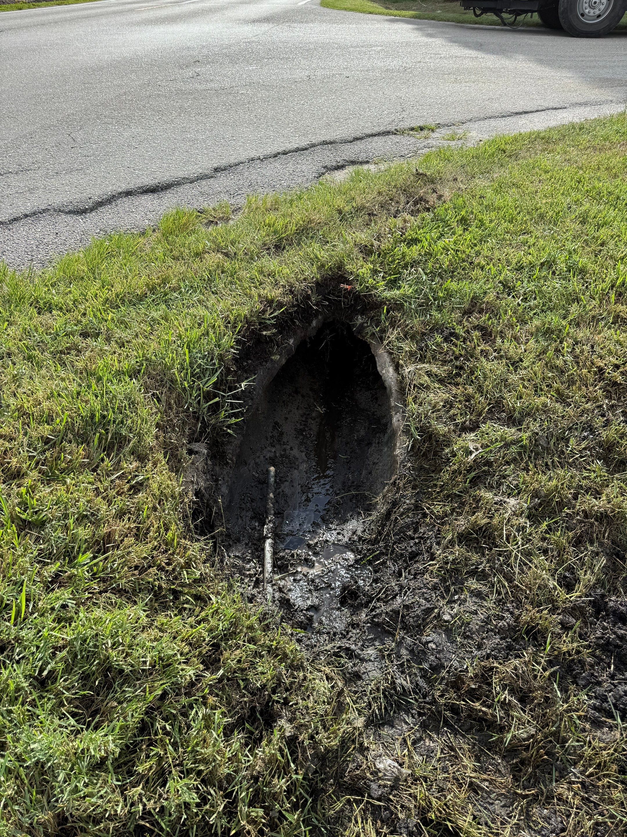 El Dorado/Coconut Rd Culvert Cleaning by APS Power & Water