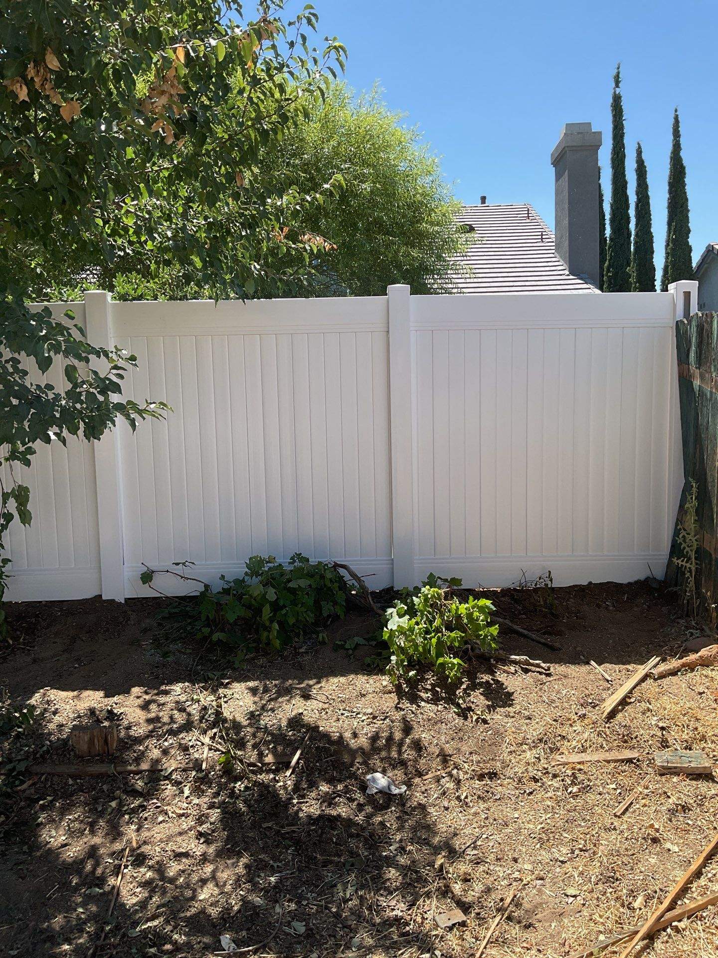 Fence Installation using Vinyl by Fence Guys Inc. 
