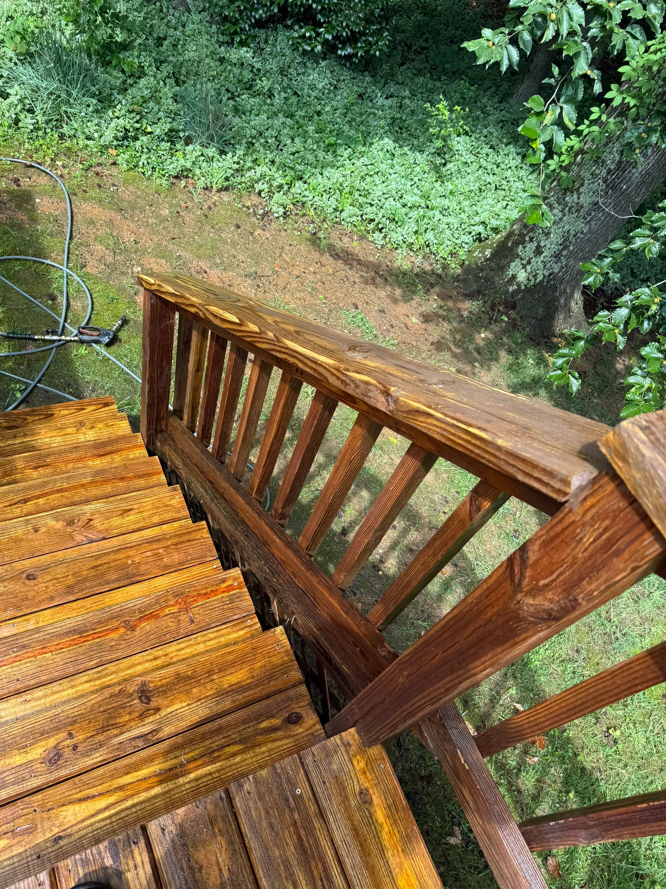 Wood Deck using Wood Sealant by DuraSeal