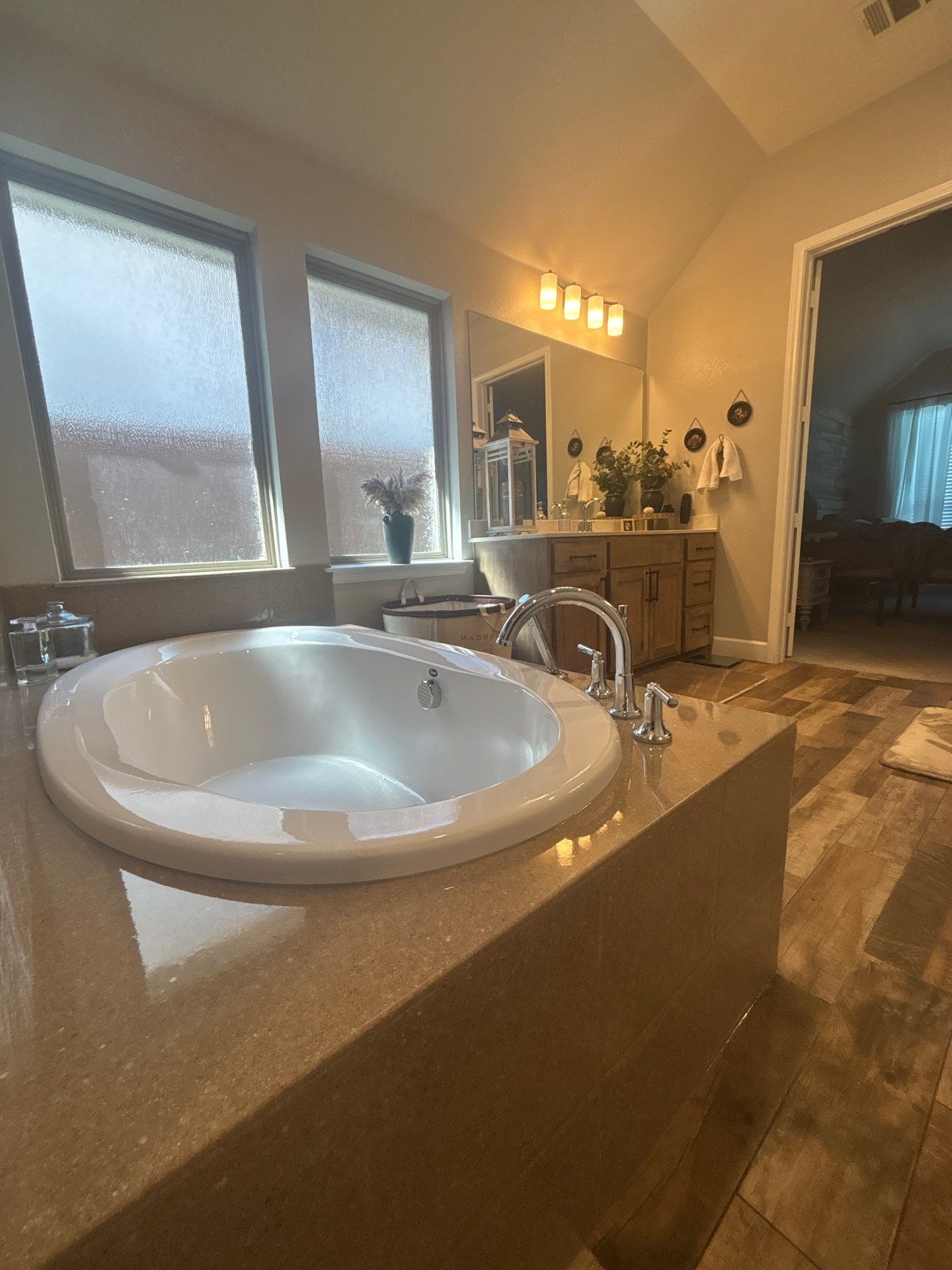 Master Bath (Onyx Collection) by New Bath Technologies