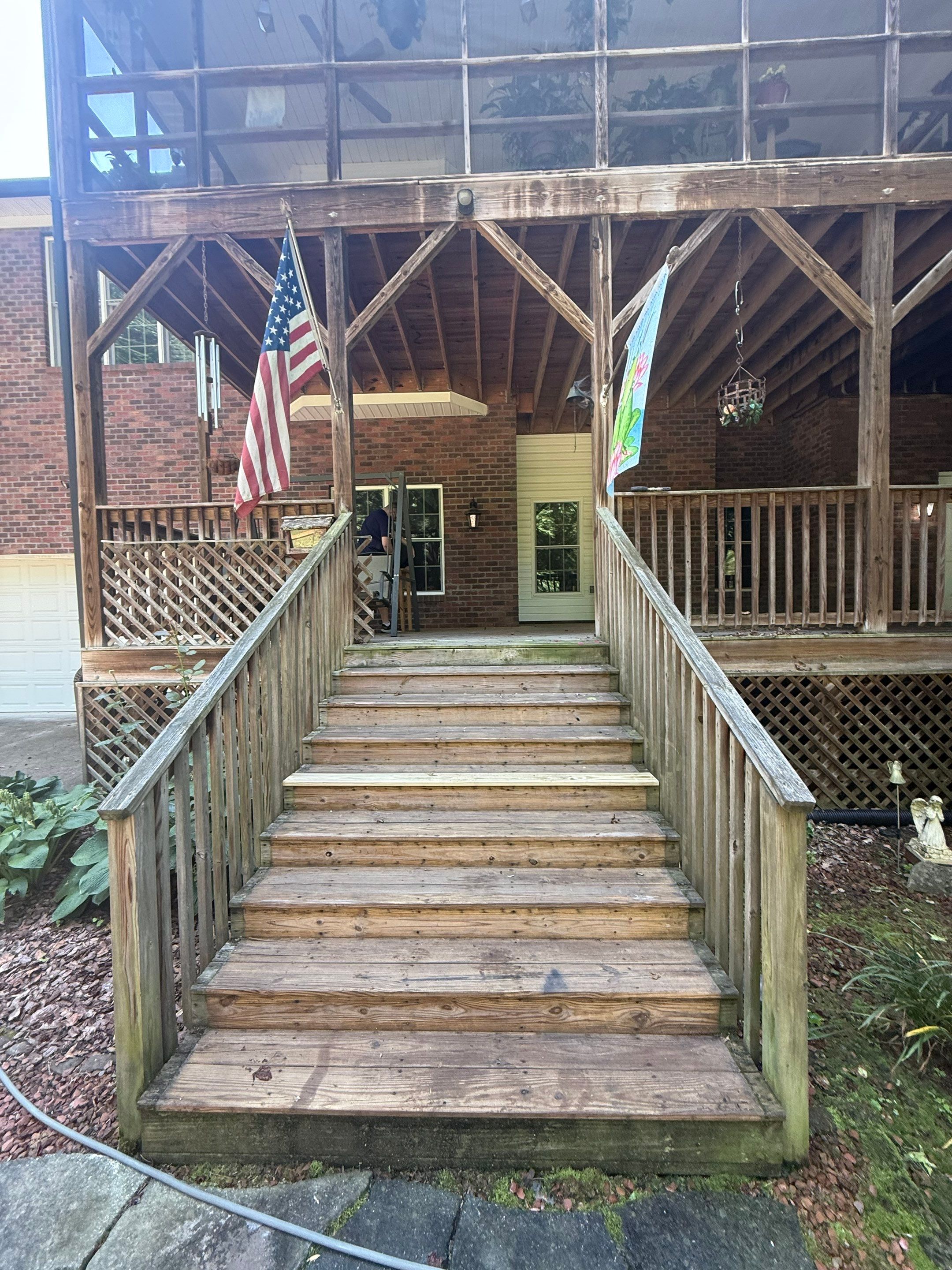 Wood Deck using Wood Sealant by DuraSeal