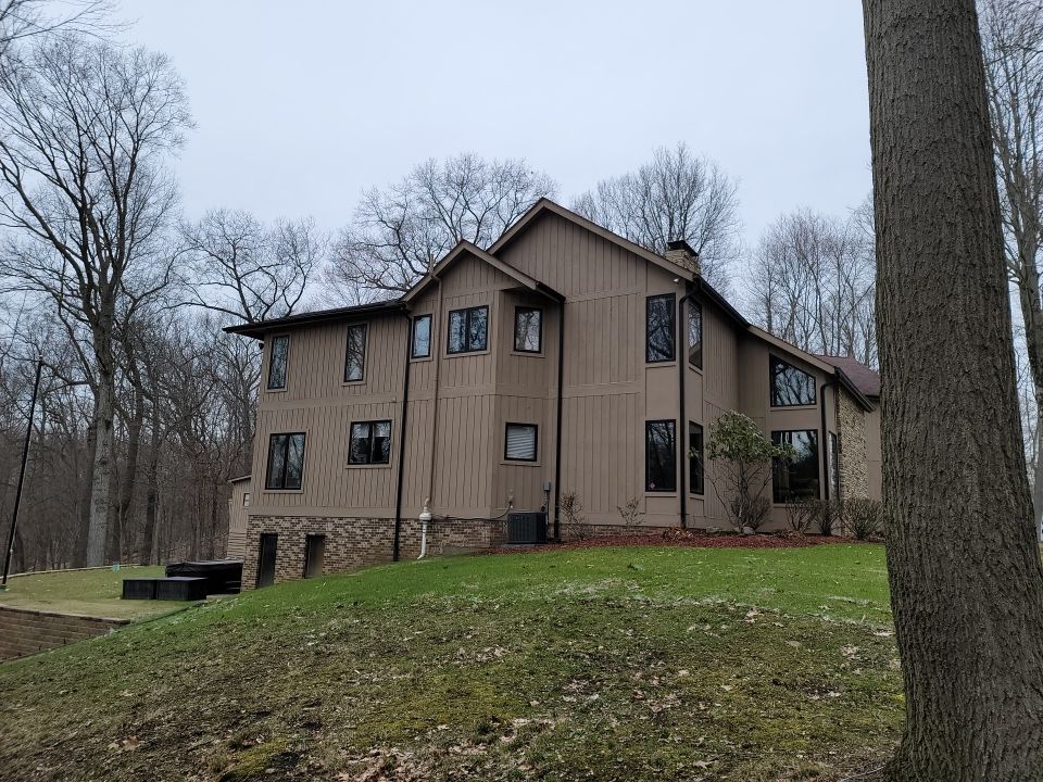 Brand: Atlas Pinnacle Color: Pristine Scotchgard Black Shadow Drip: Black by Eagle Eye Roofing