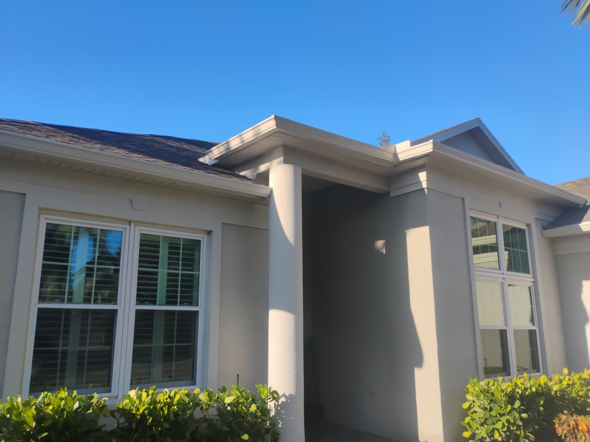 6 inch Seamless Gutters in Sarasota FL by Gutter Professors