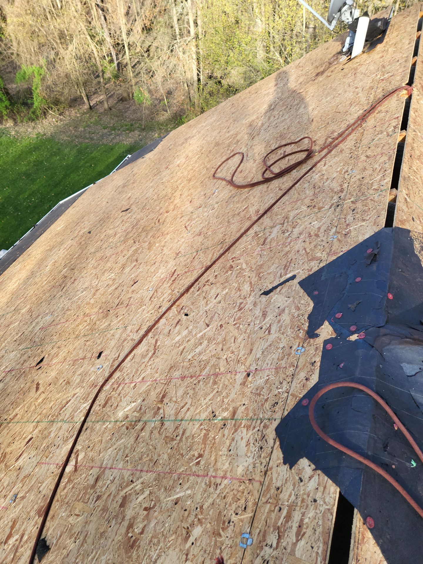 Atlas Pinnacle, Color, Coastal Granite, Drip Edge, Color, Black by Eagle Eye Roofing