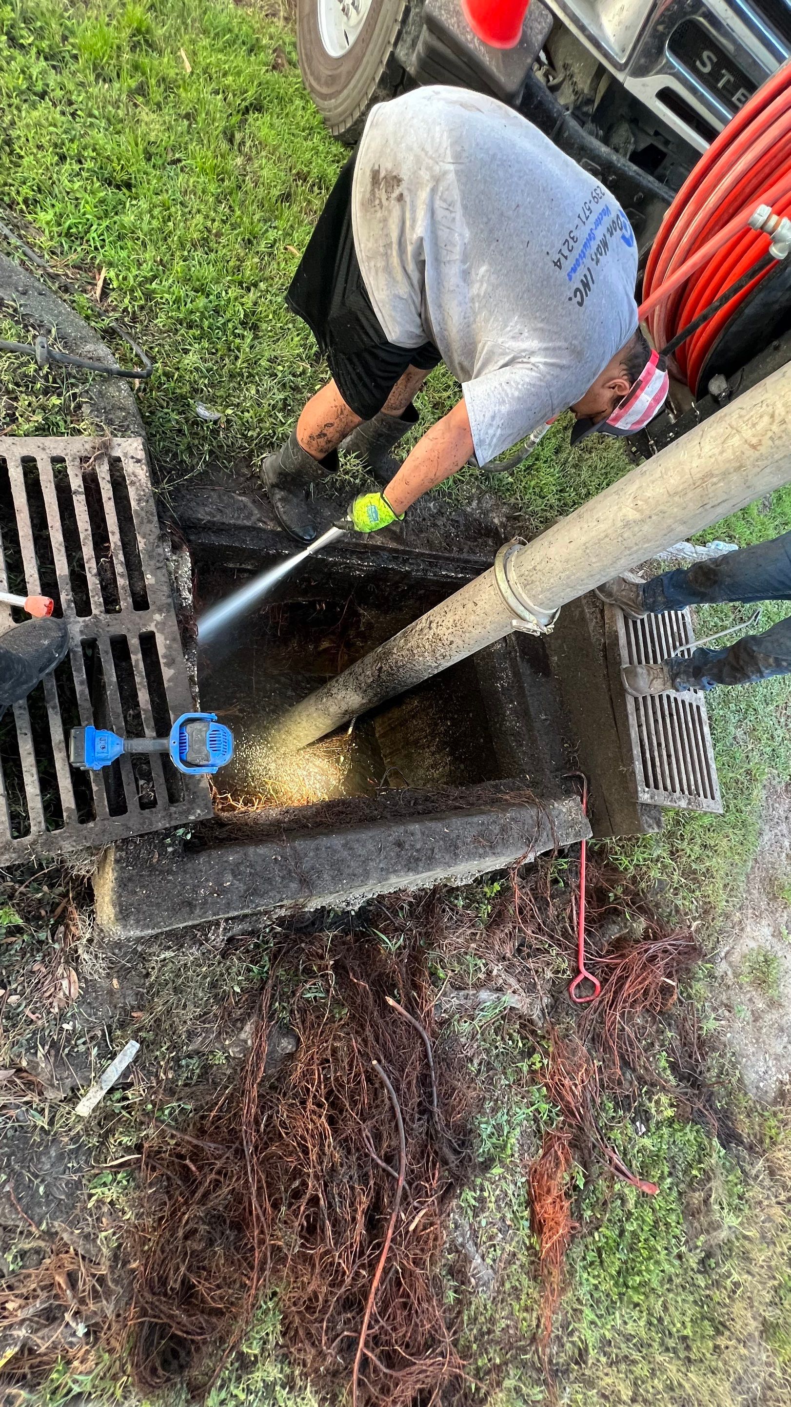 Apartment Complex Storm Water System Cleaning and Maintenance by APS Power & Water