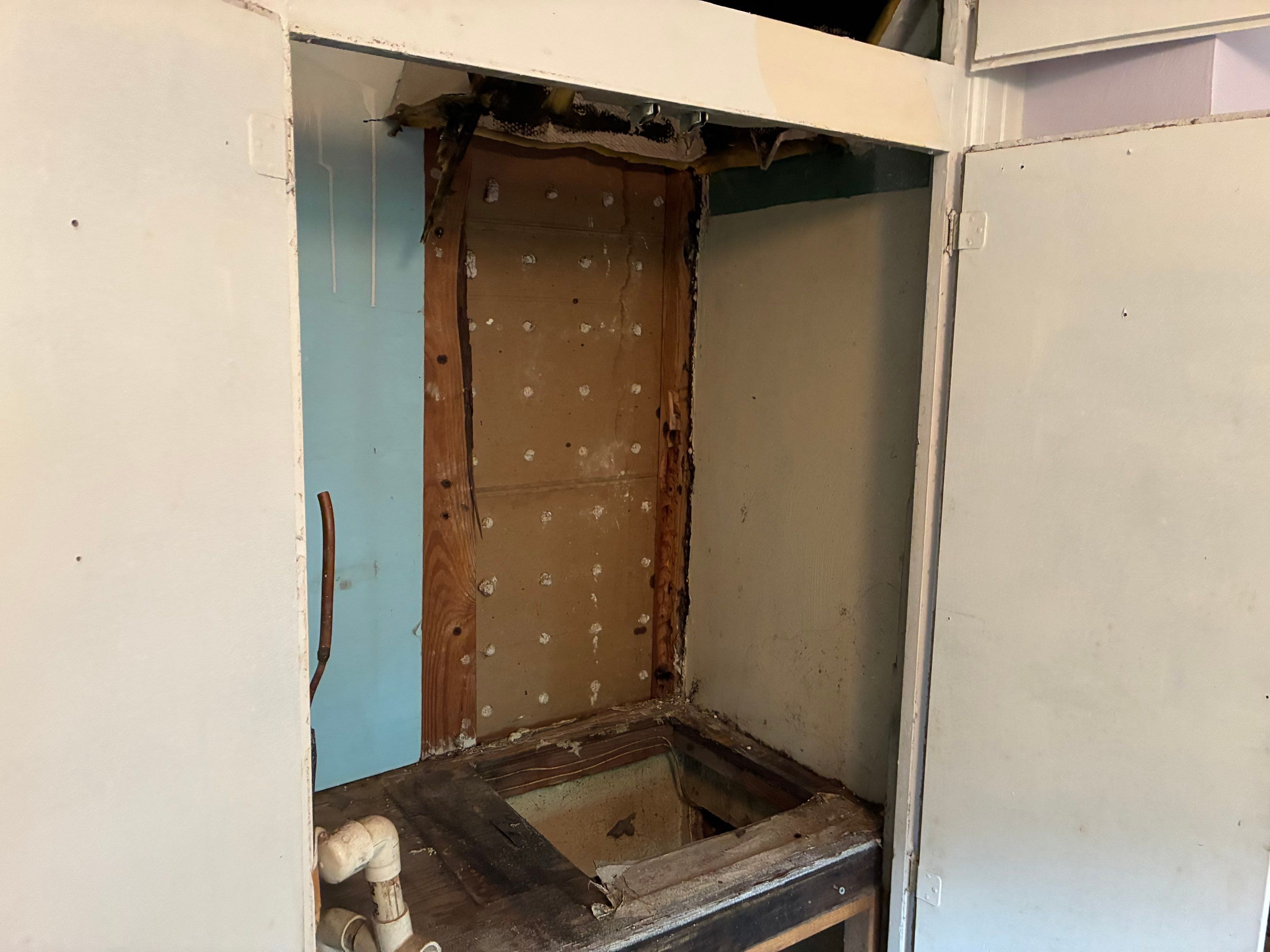 Shalimar HVAC Upgrade Featuring New Ruud Condenser and Air Handler by Alite Services Llc