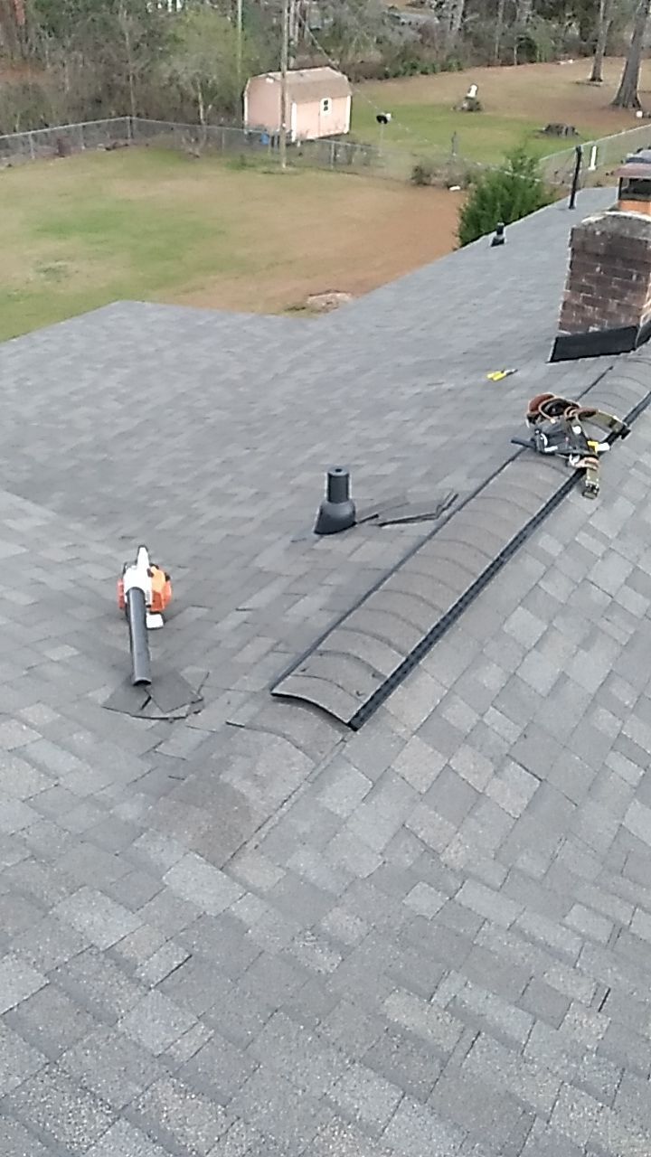 Residential Roofing Installation using Owens Corning Oakridge- Williamsburg Gray by Indigo State Roofing