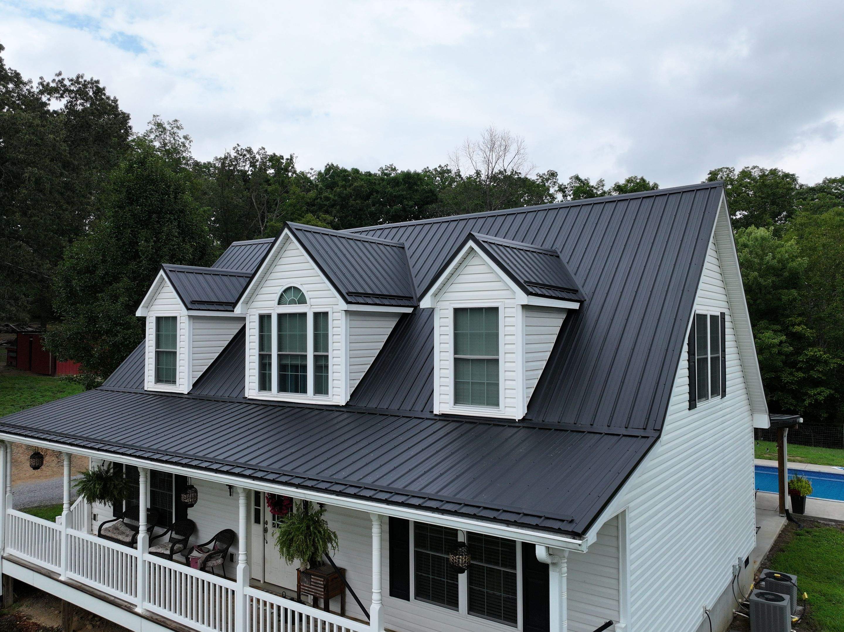 Wine Residence by Omnia Roofing