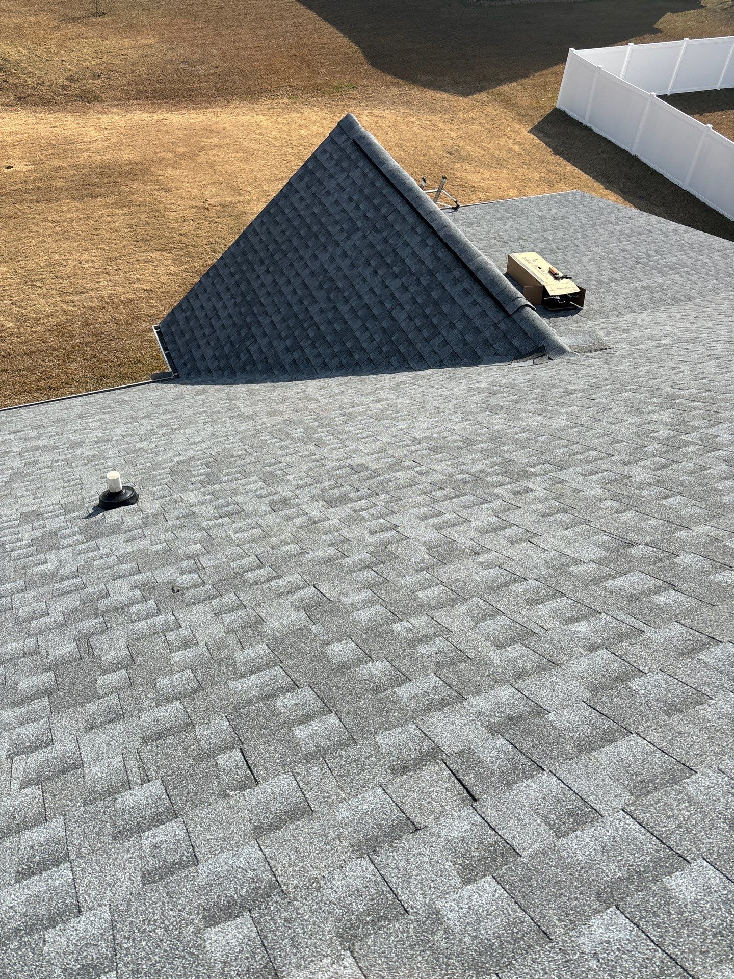 GAF HDZ - Oyster Grey by Linta Roofing