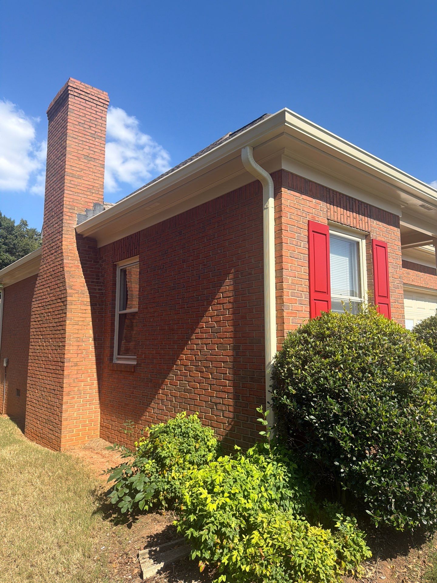 Snellville Gutter and Rotten Wood Replacement by Nelson Exteriors 