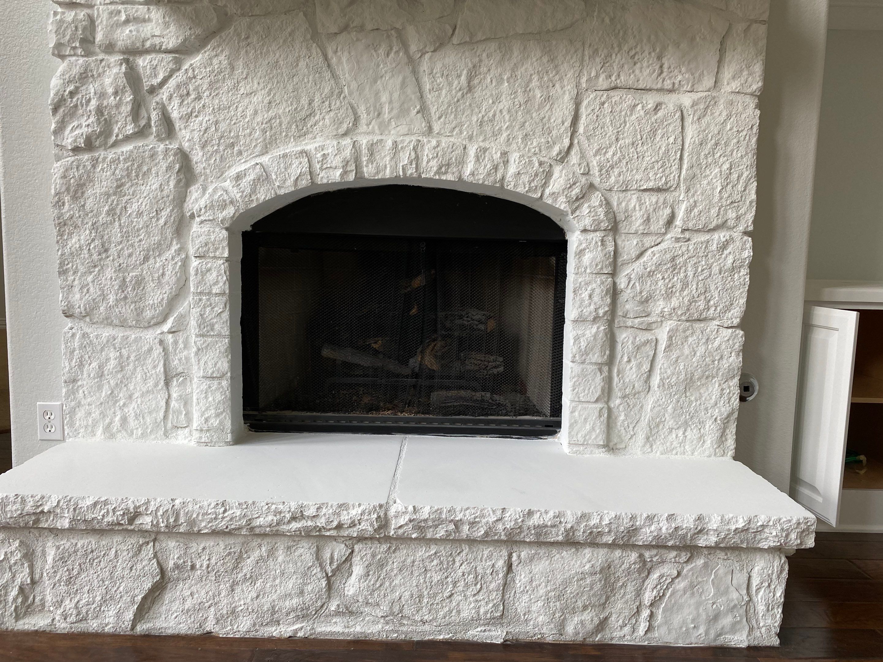 Interior repaint in University of Texas Golf Club by AJ’s Painting