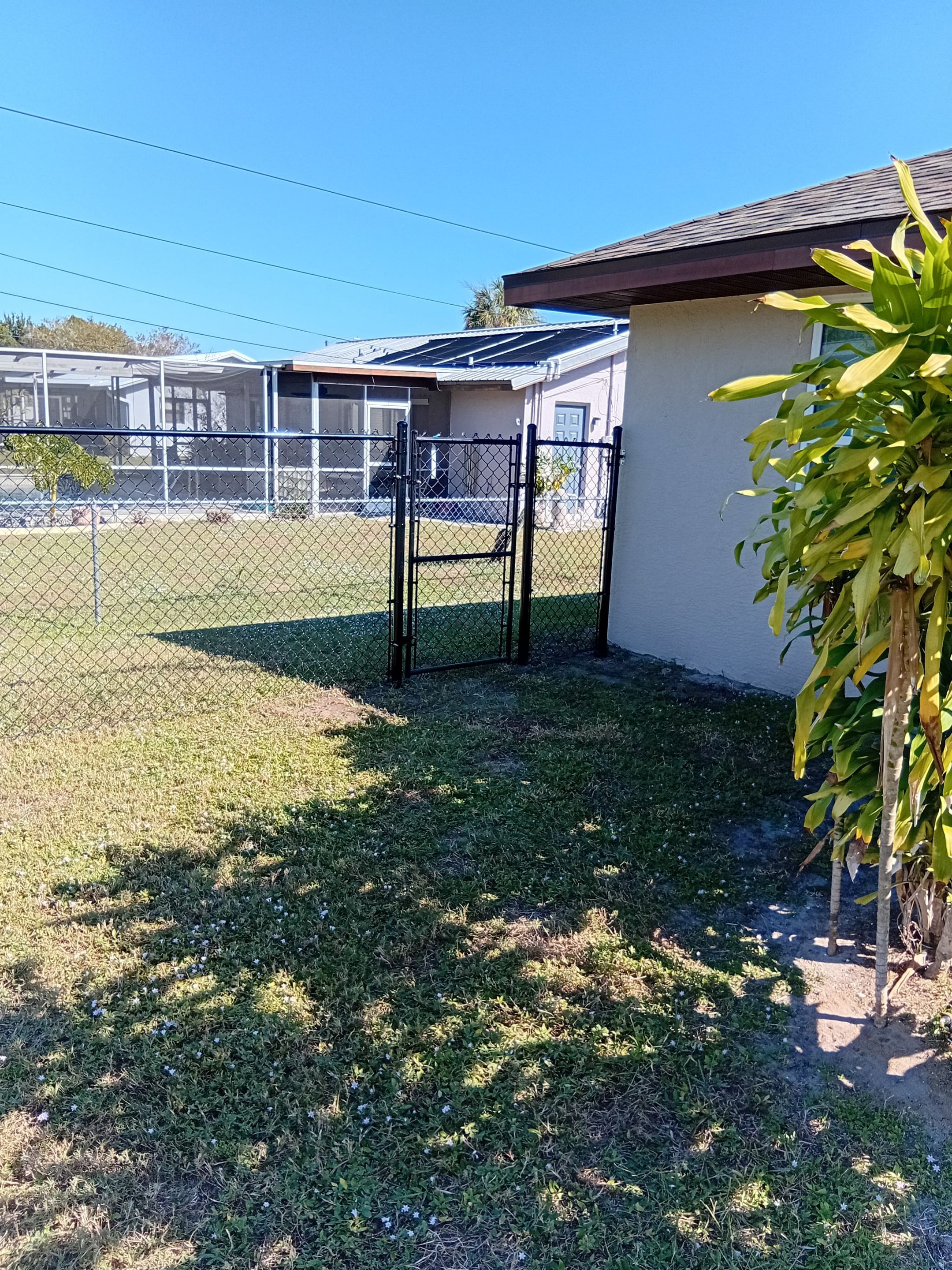 Chain Link Fence in Port Charlotte by True Fence LLC