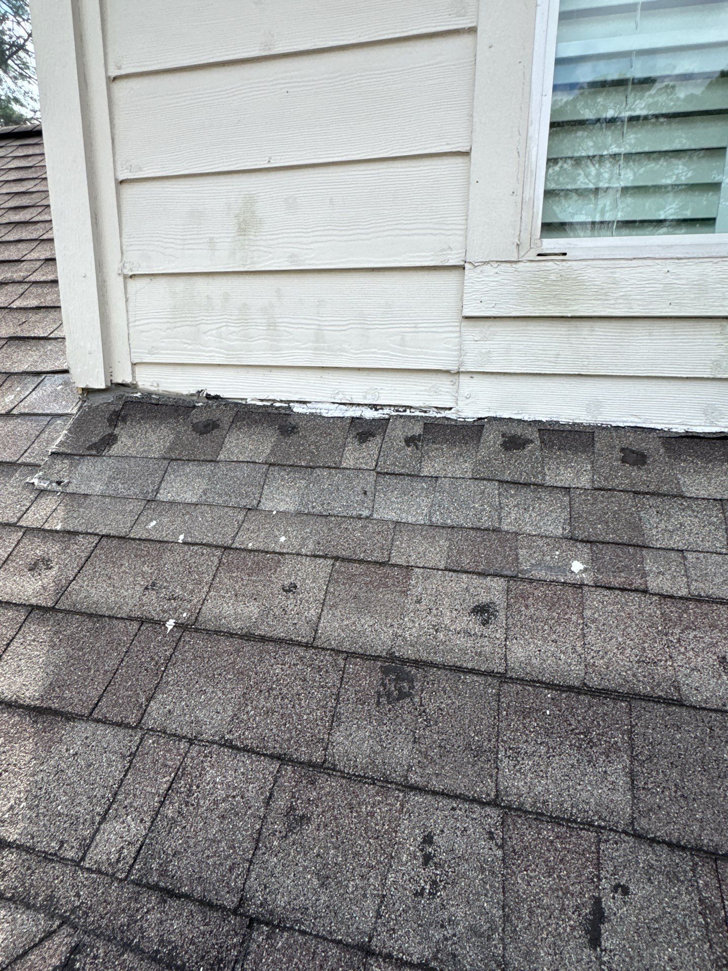55 Square Titan Natural timber  by Sirius Roofing