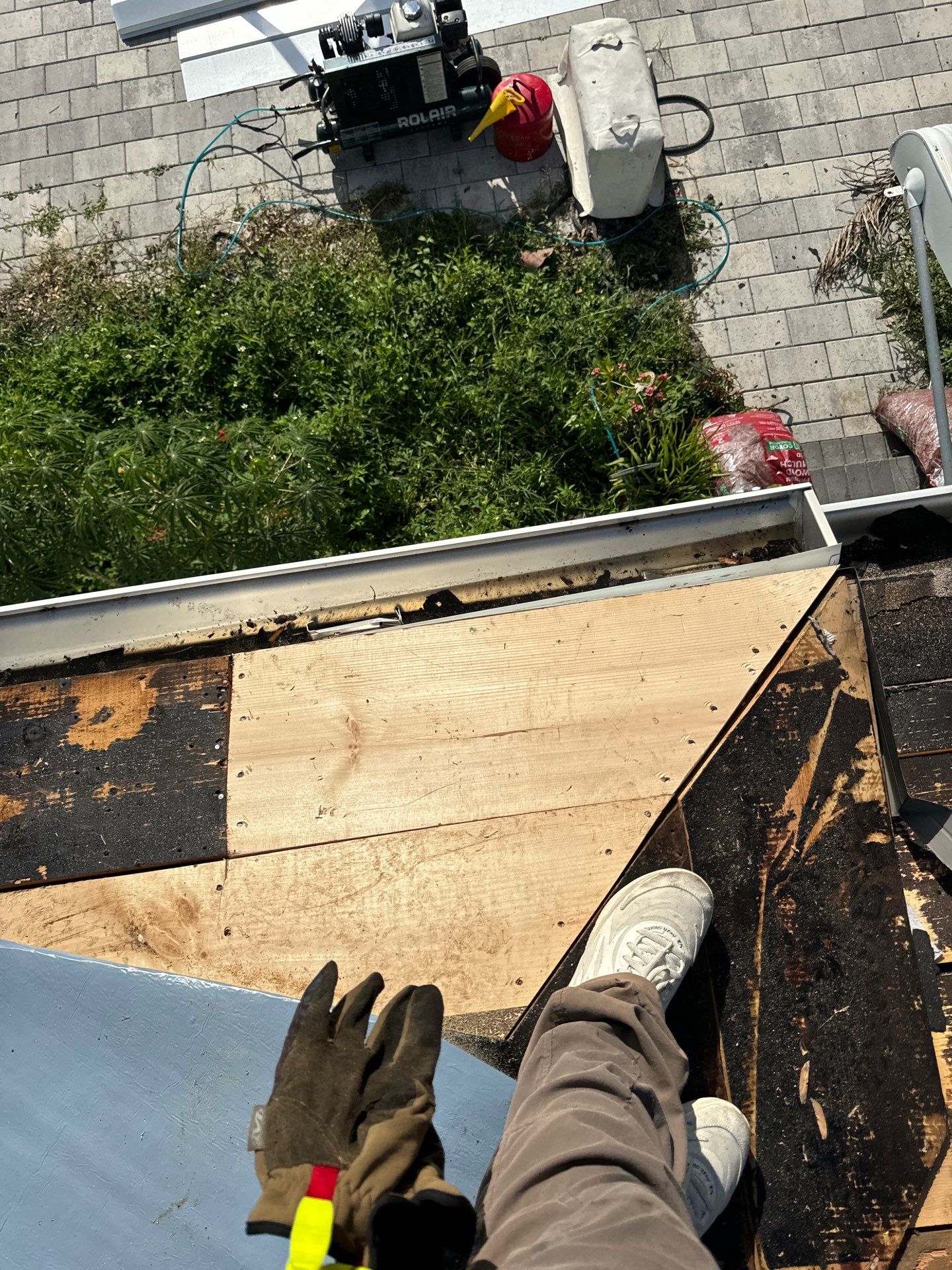 Project in St. Petersburg 33710 by Mitchell Roofing Company LLC