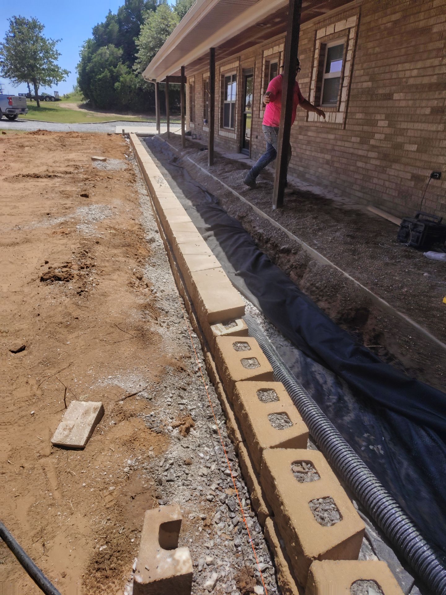 Retaining Wall by Clays Services Inc