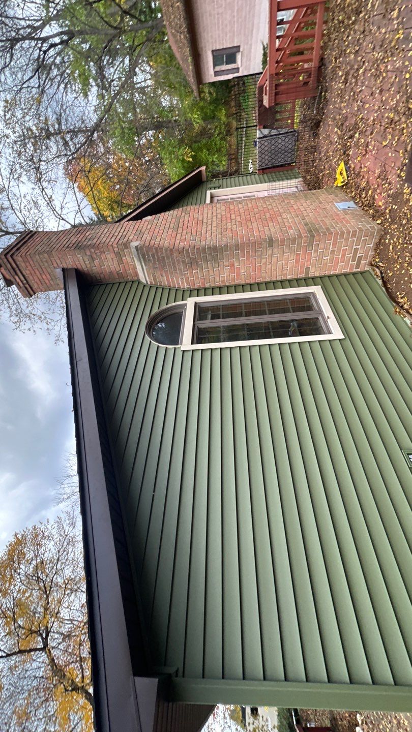 Siding Replacement using CertainTeed Restoration Classis D4 by 180 Contractors