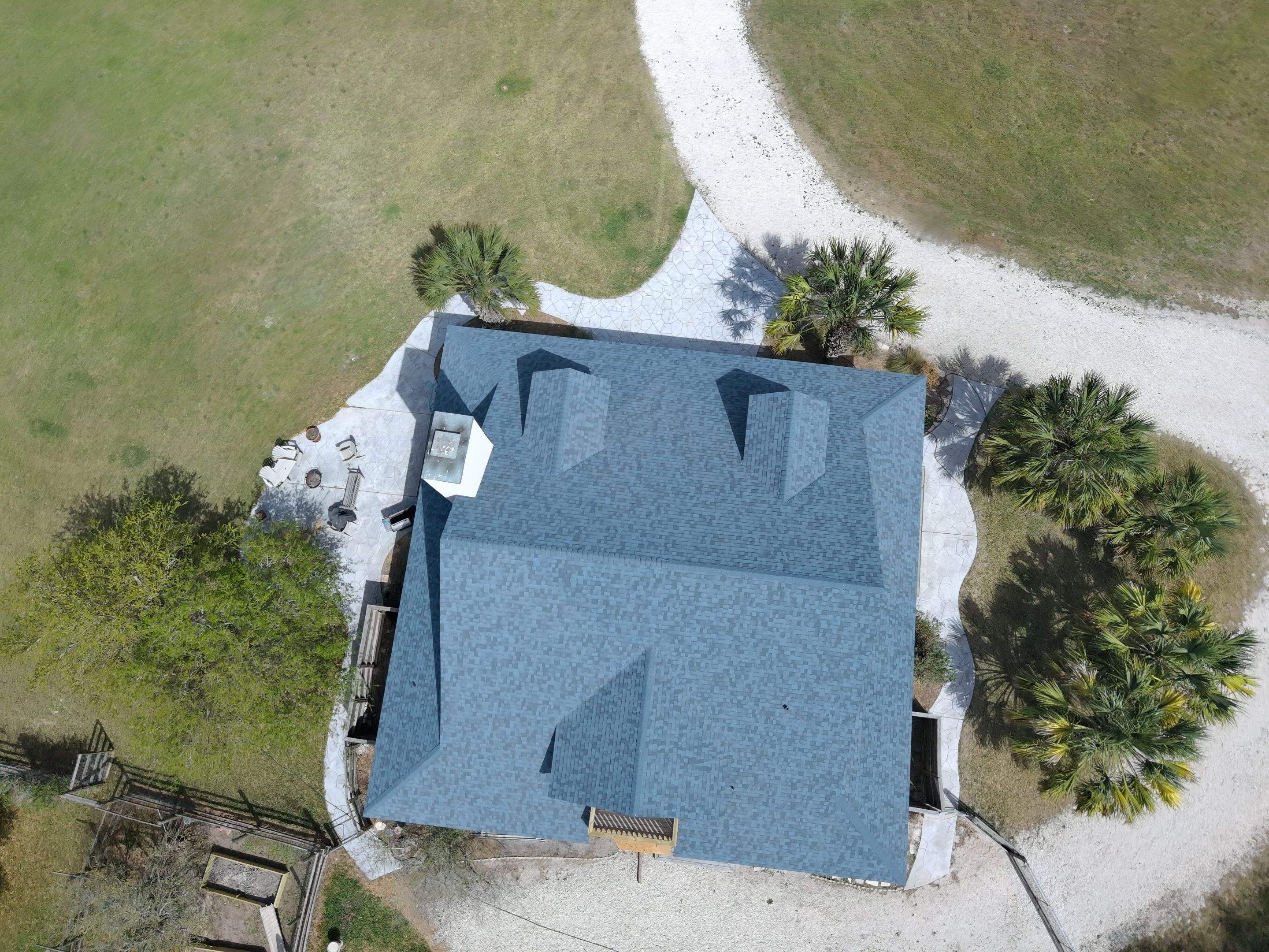 Long Horn Retreat by Bayfront Roofing and Construction