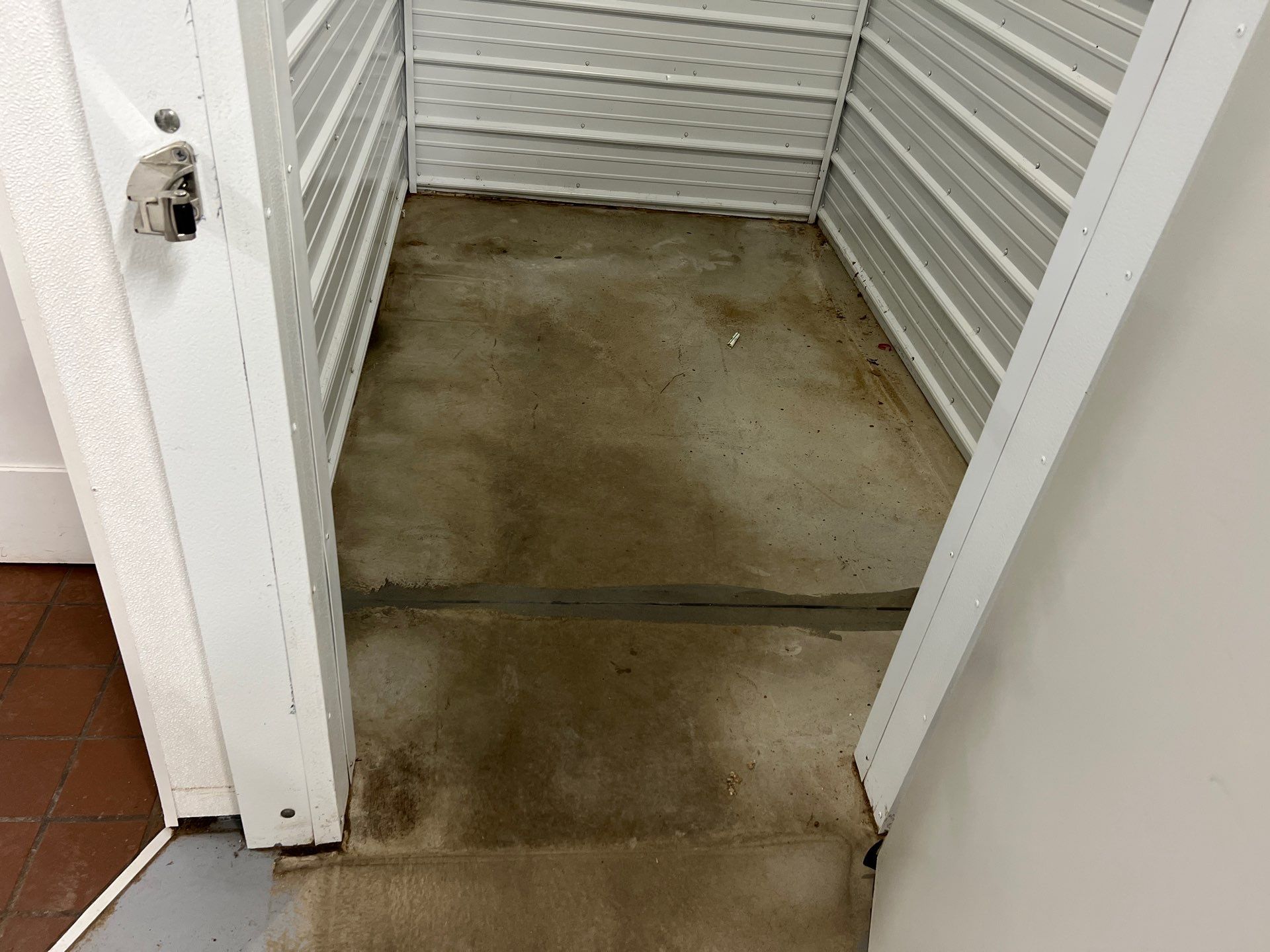 Epoxy floor coatings throughout multiple Farm Buildings!! by Gordon Painting