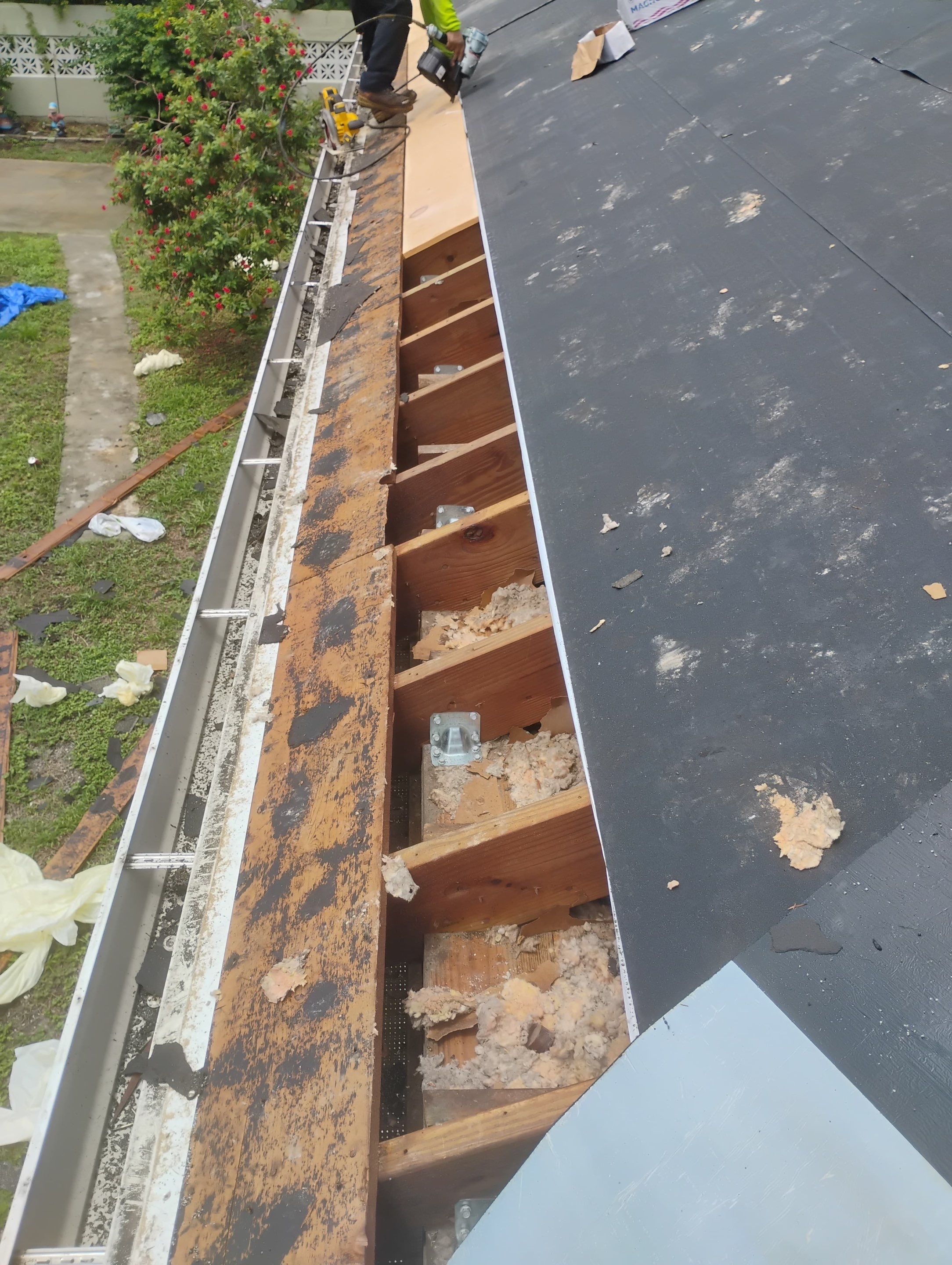 Project in St. Petersburg 33712 by Mitchell Roofing Company LLC