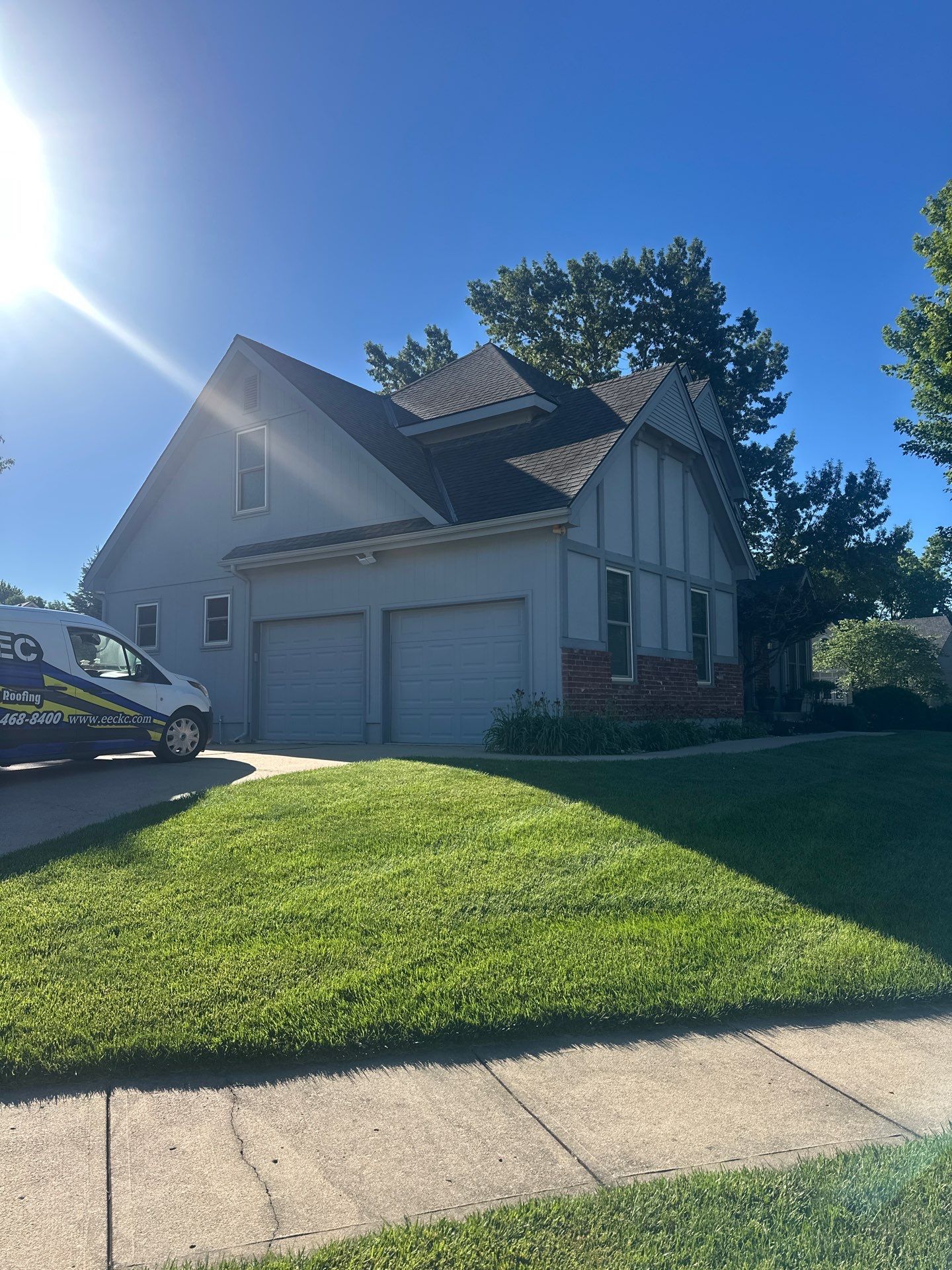 Whole Home Siding Replacement and Gutter Installation in Gladstone by EEC Windows, Siding & Roofing