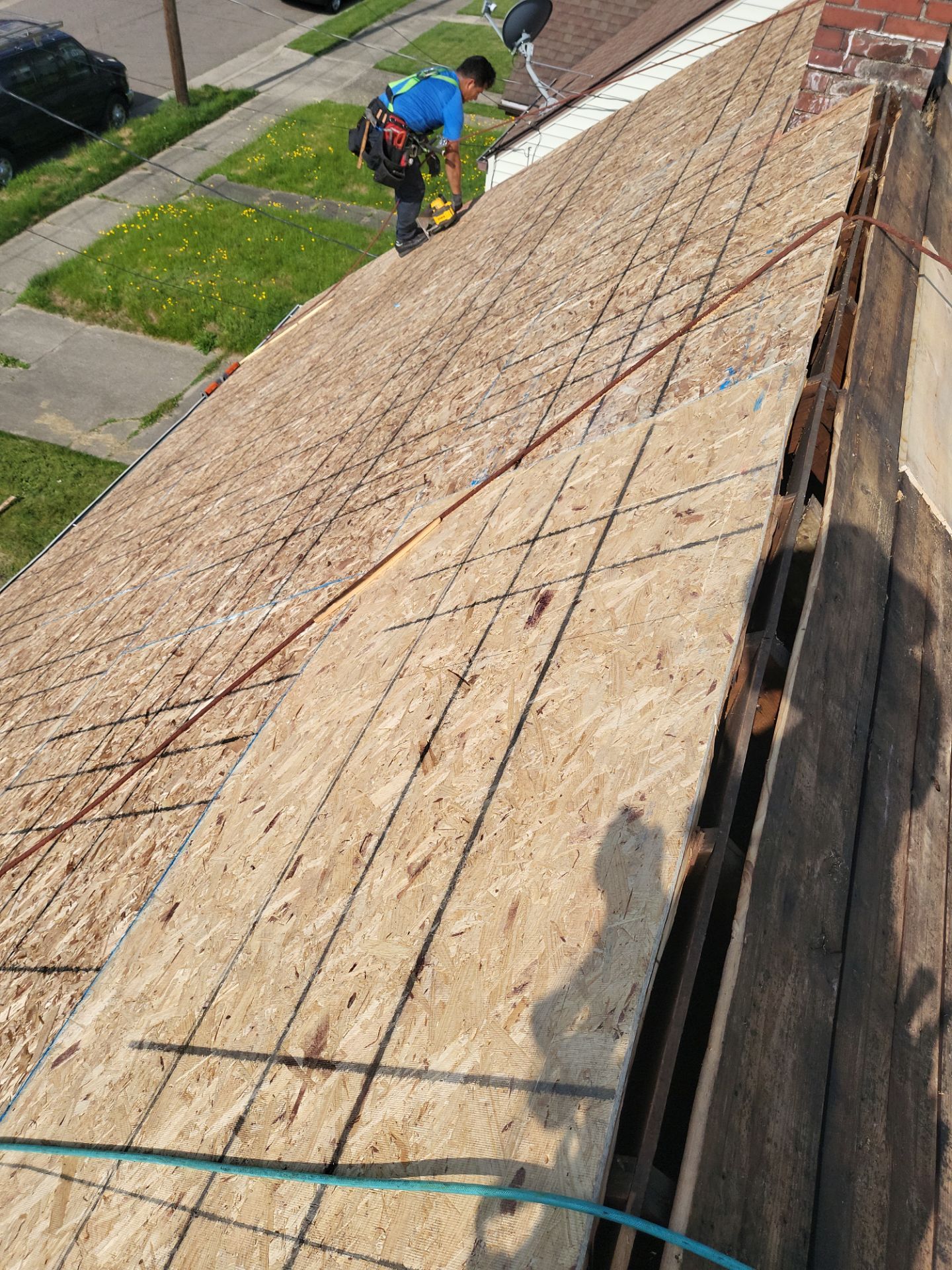 Atlas Pinnacle, Color, Copper Canyon, Drip Edge, Color, White by Eagle Eye Roofing