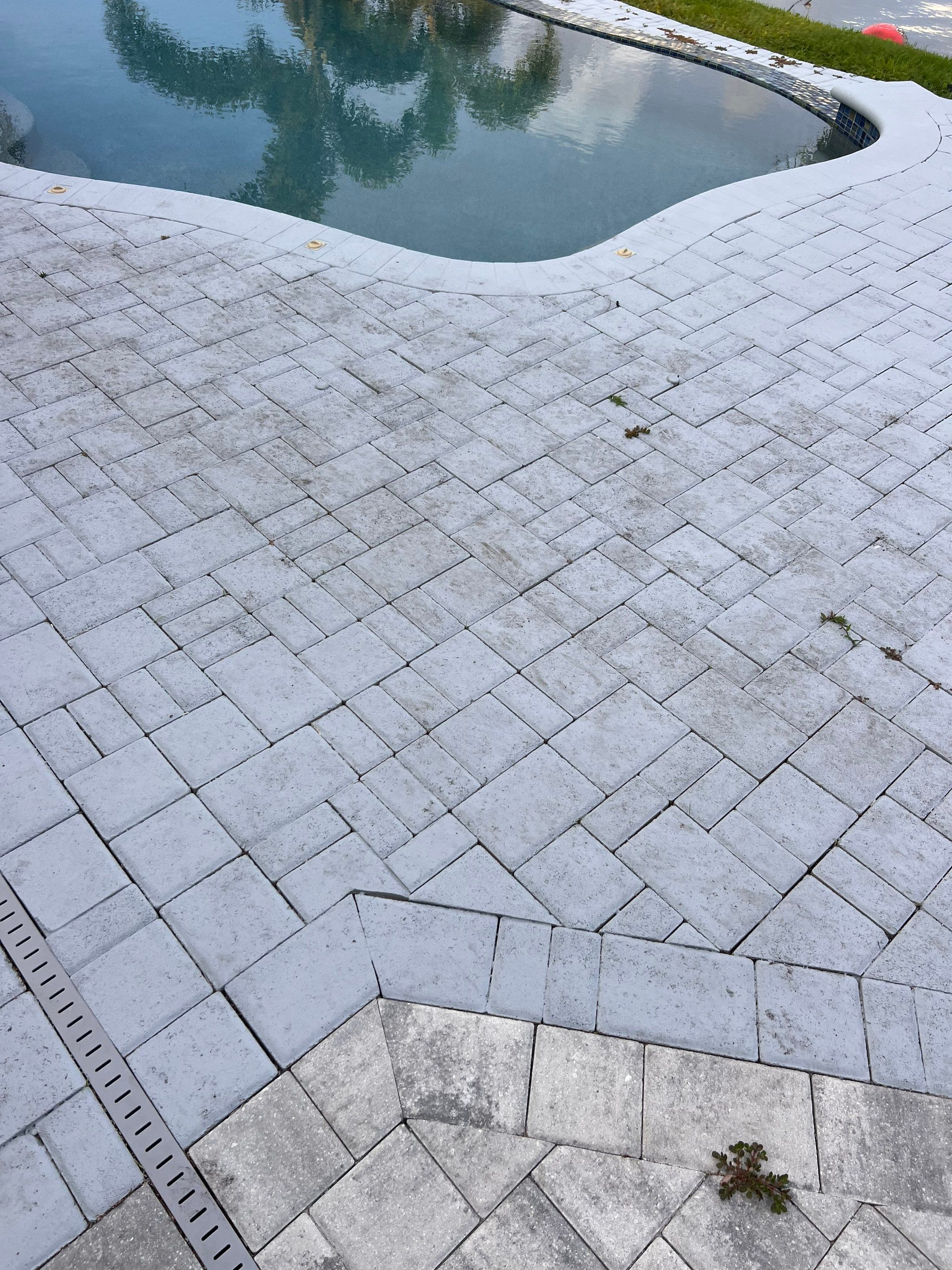 Project in St. Petersburg 33712 by Mitchell Roofing Company LLC 