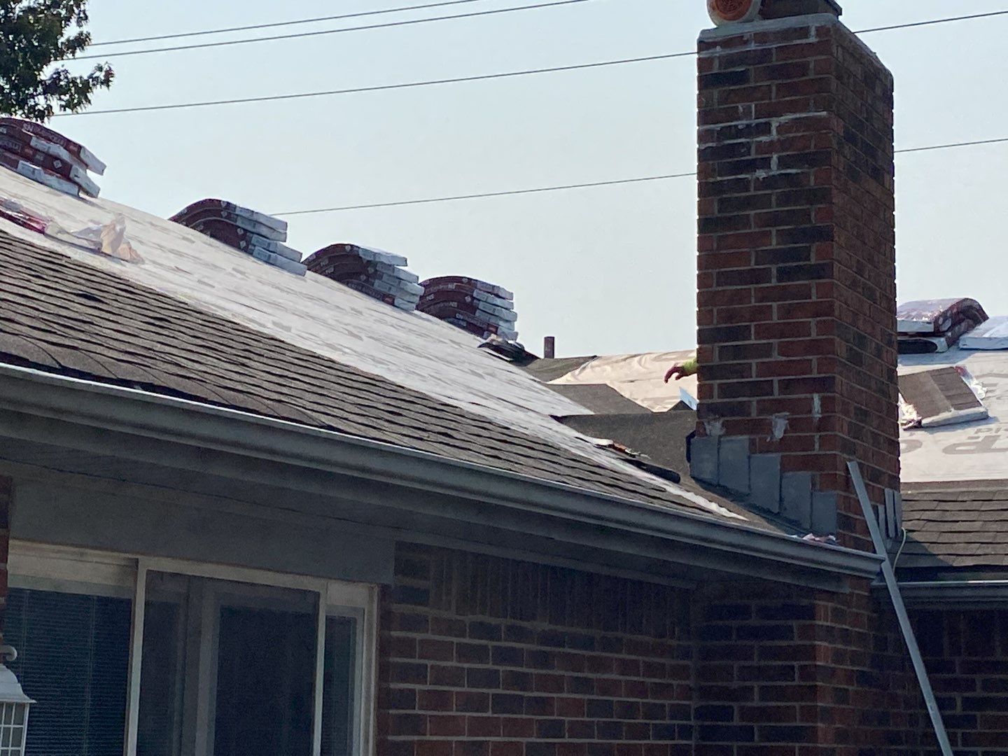GAF - Weatherwood by Frontline Roofing and Construction