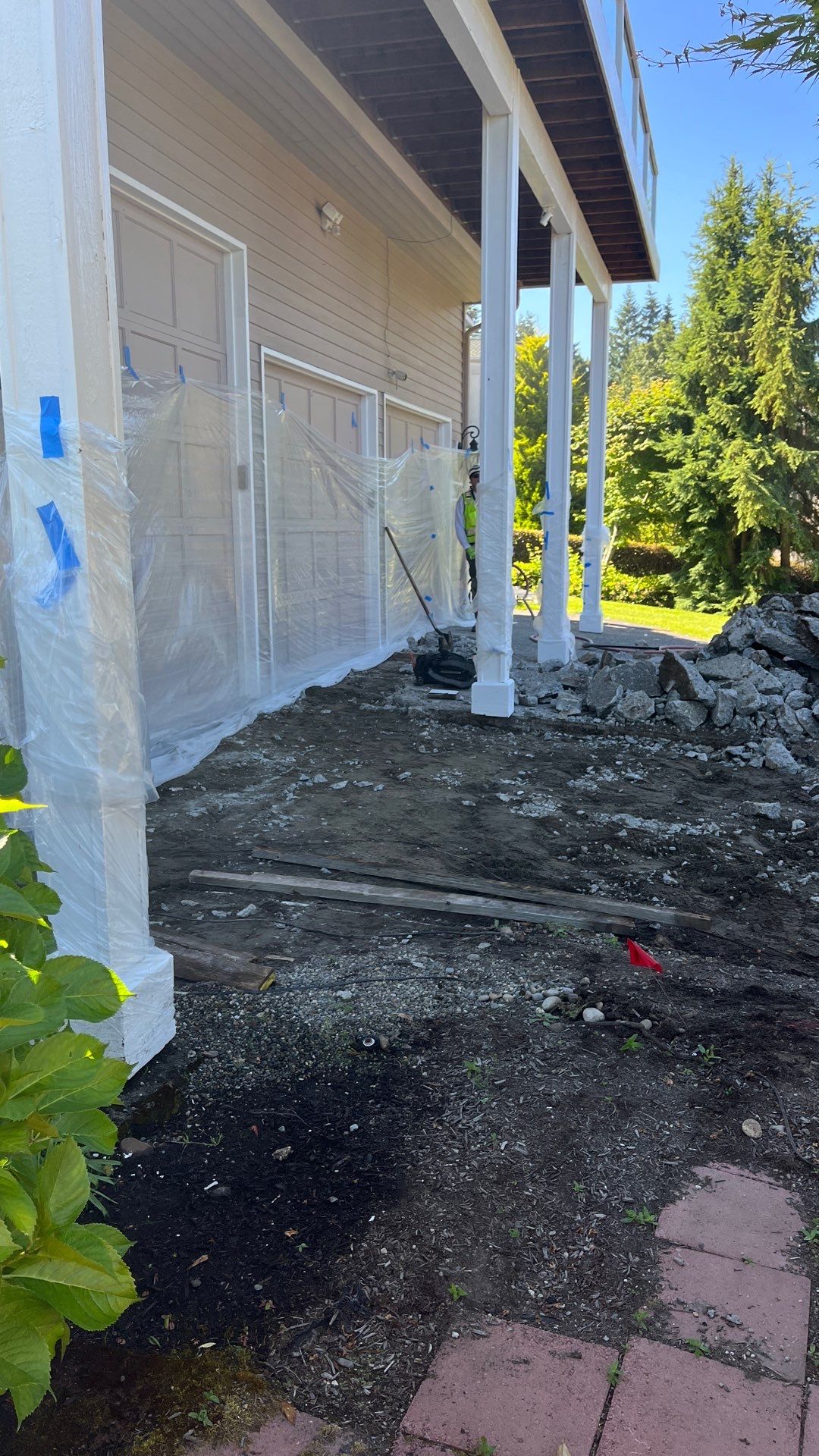 Concrete Driveway Repair | Edmonds  by Jireh Asphalt & Concrete Inc 