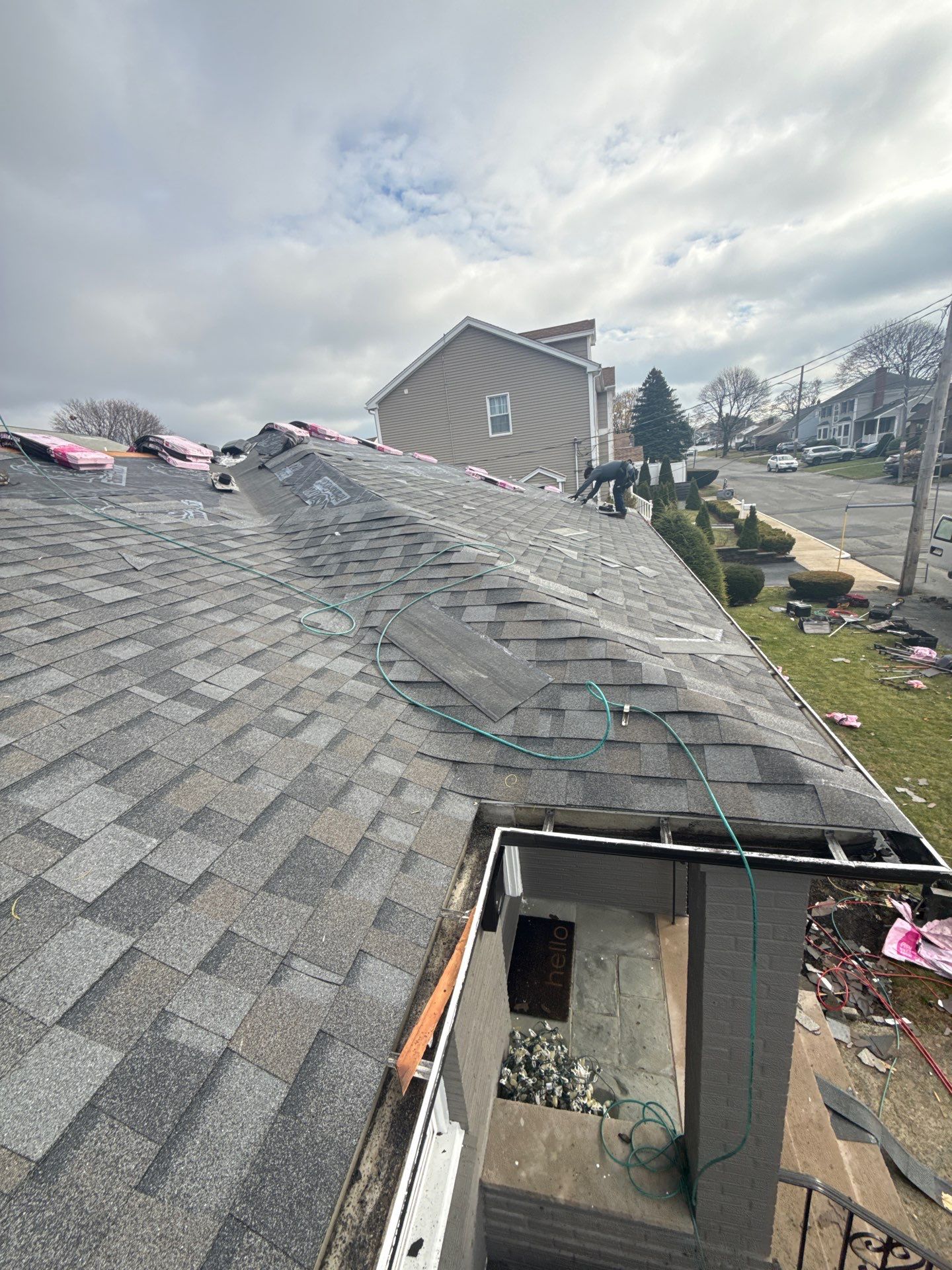 Full Roof Replacement in Revere, MA – Owens Corning Duration, Slatestone Gray by JOHNNYS PRO