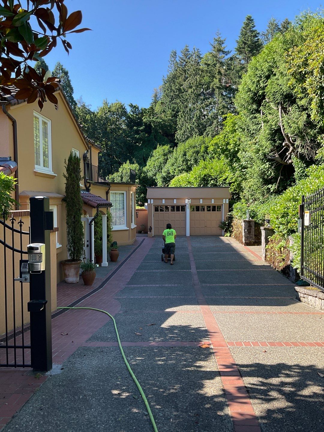Flat work using Pressure washing no chemicals by Willamette Outdoor Wash LLC