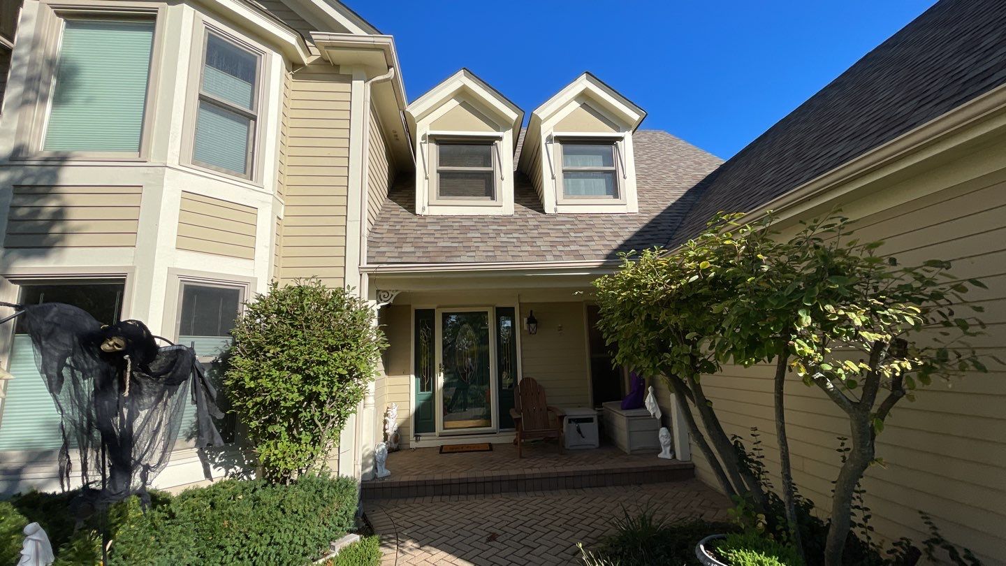 Siding Installation using Alside Charter Oak by Pro Home Services Inc