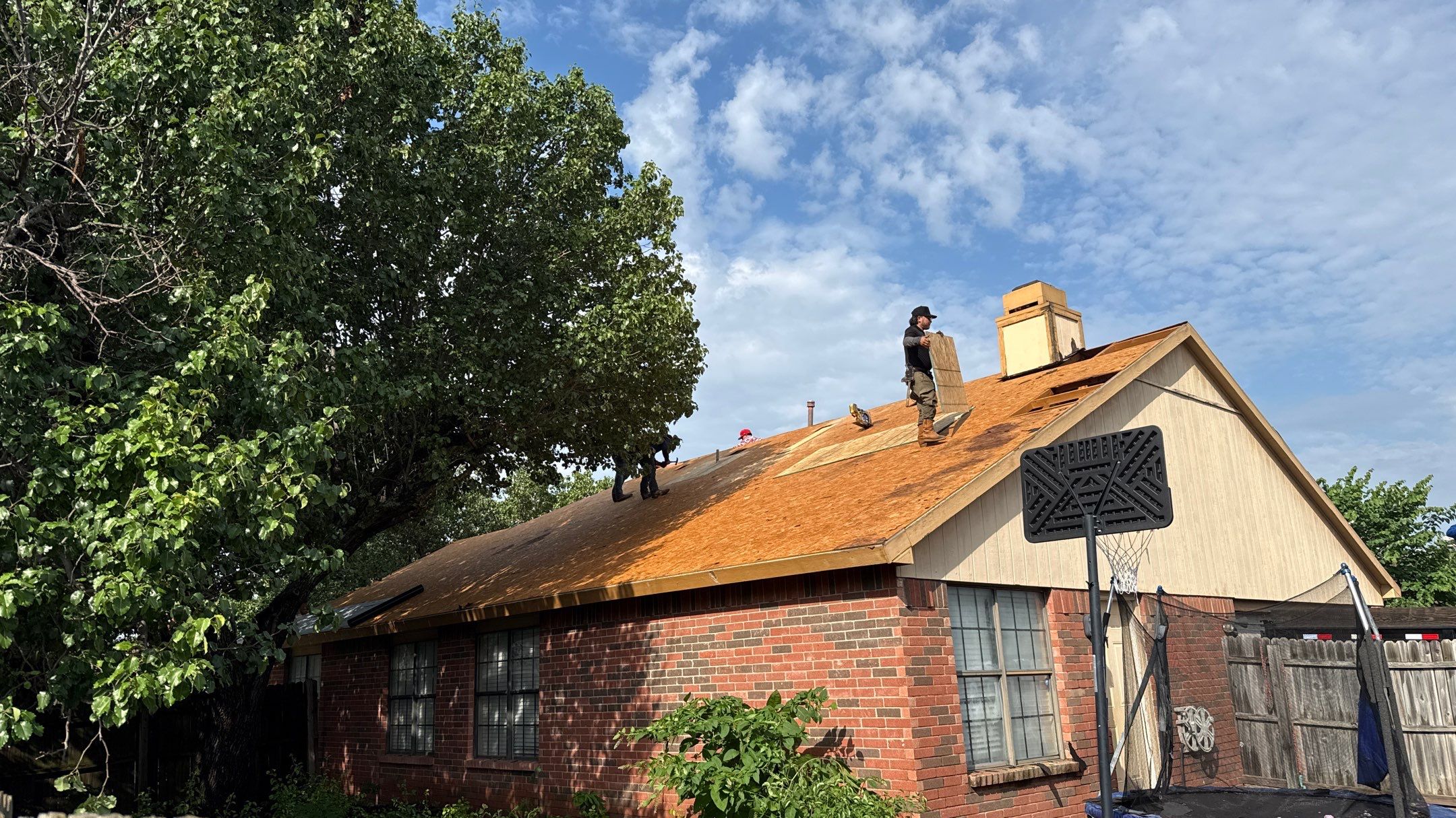 Full Roof Replacement With Class 3 Impact Resistant Shingles in Grand Prairie by Armor Roofing | Exteriors