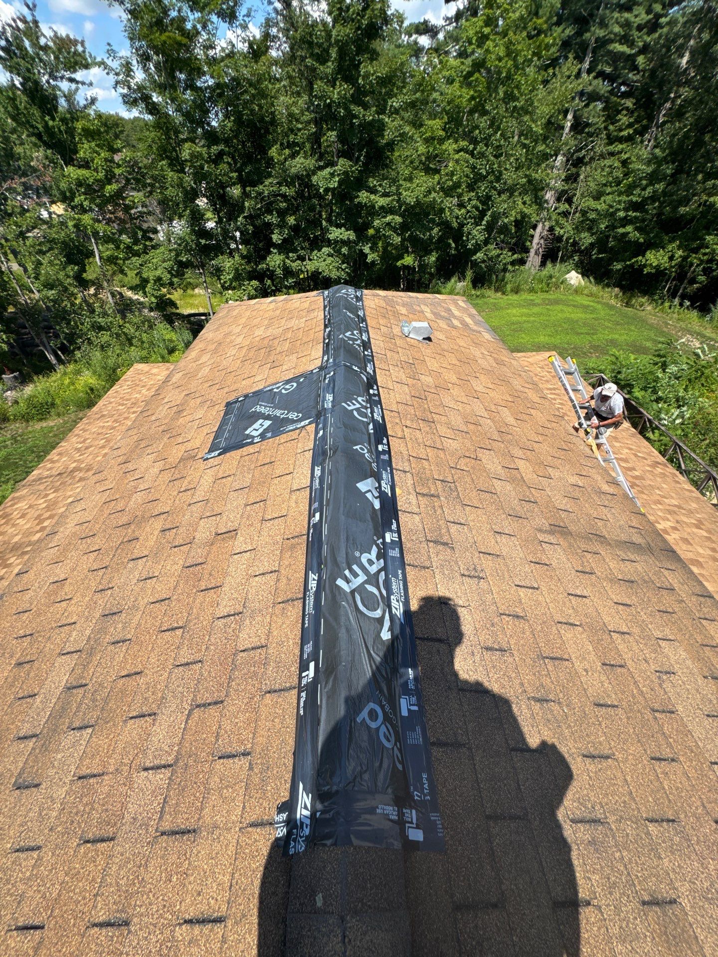 Emergency Roof Patch and Leak Mitigation in Townsend by Boston Board Up