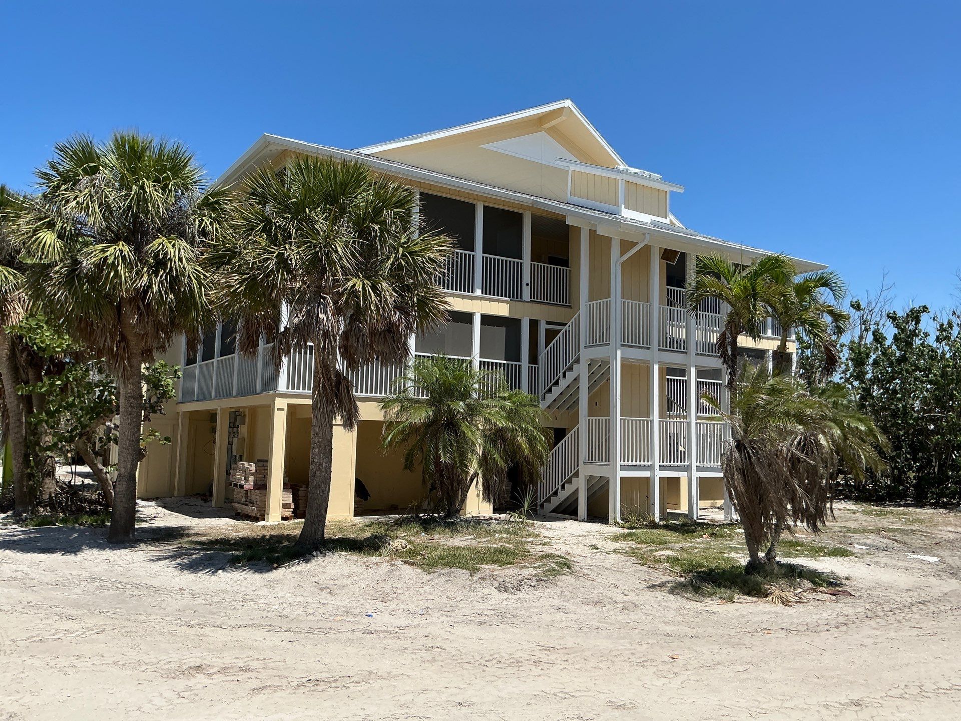 White Soffit using White Vinyl Soffit in Sanibel FL by Gutter Professors