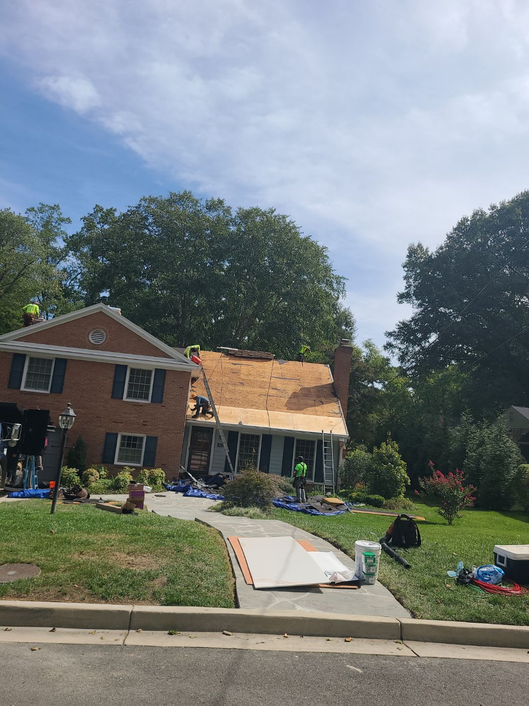 Falls Church: Roof Replacement with CertainTeed Landmark Pro in Max Def Pewterwood by RM Banning, Inc.