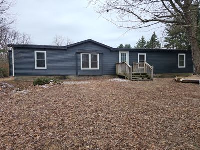 6490 15 Mile Road Northeast Cedar Springs, MI 49319