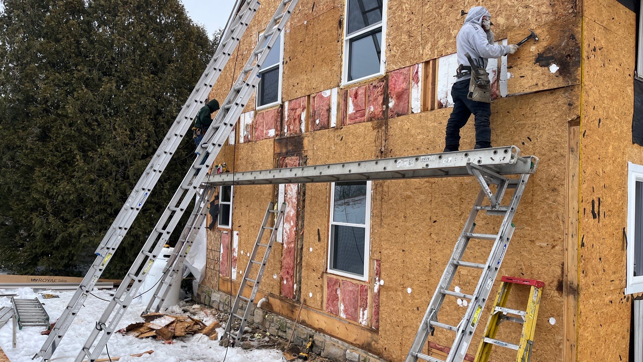 Royal Siding and Okna Windows by Aspen Home Improvements