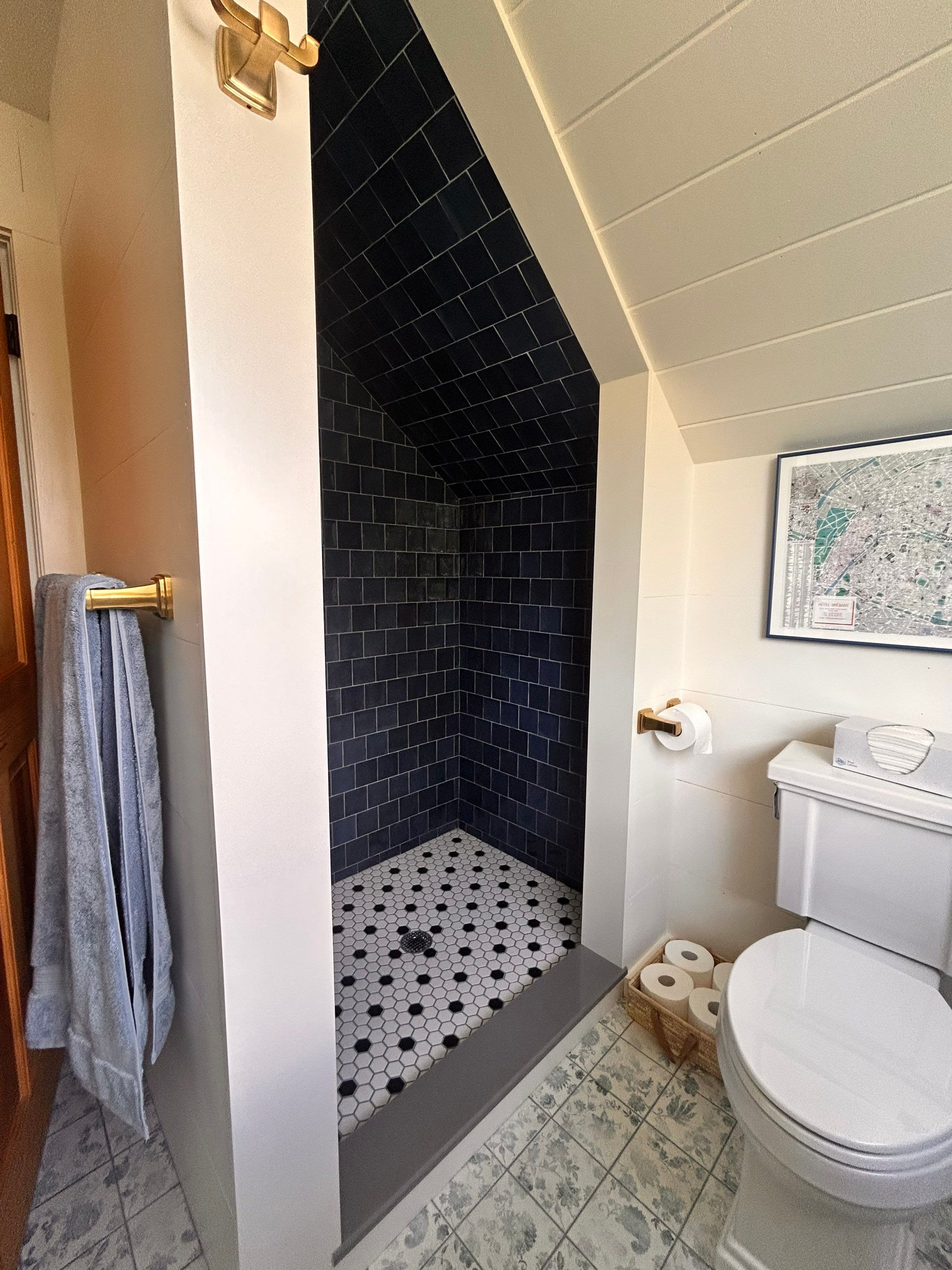 Shower Door using Tempered Shower Glass by Cheshire Glass Company
