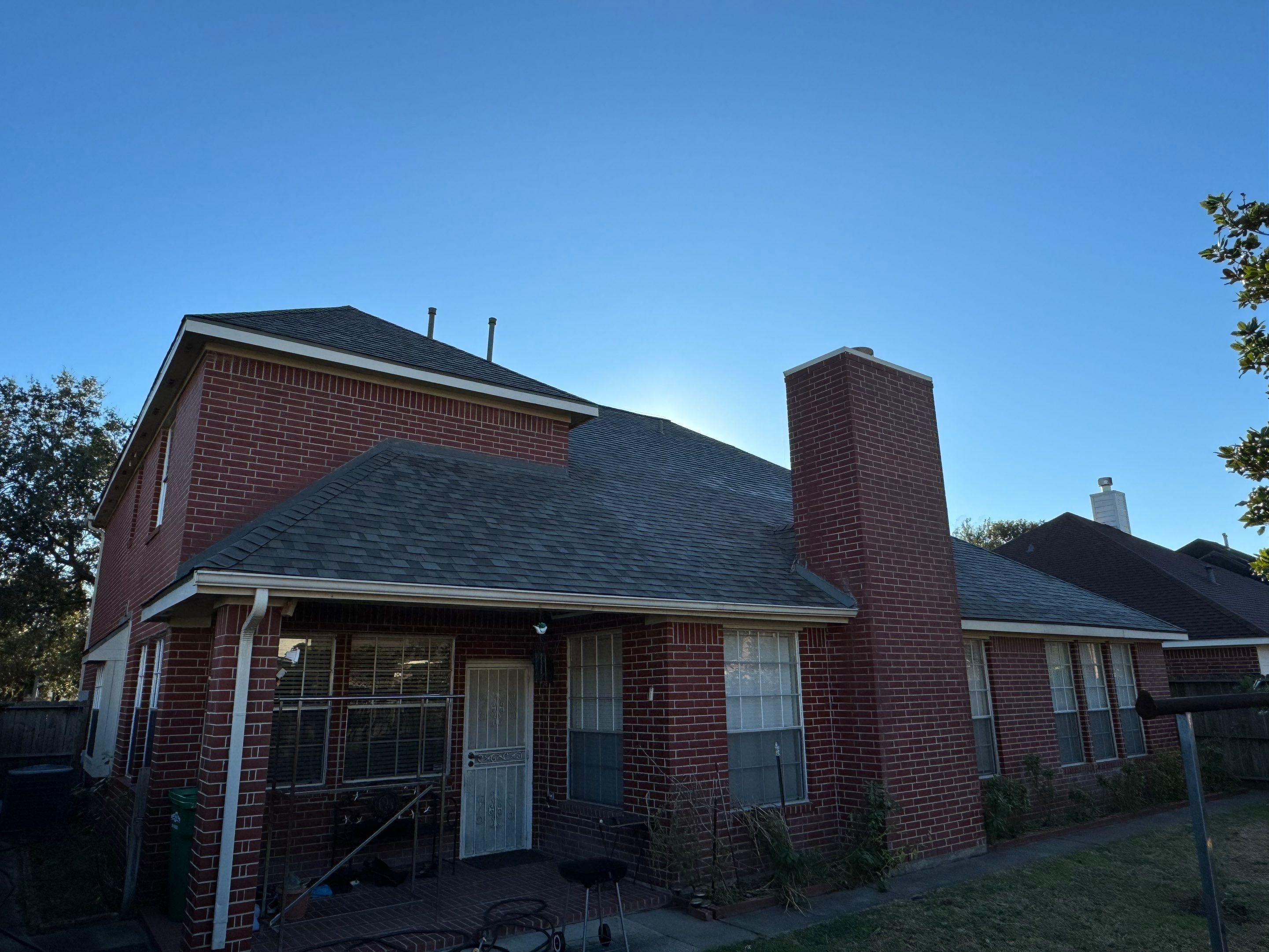 Residential Roofing Installation using Owen's Corning Duration (Lifetime) Shingles by Roof Repair Company