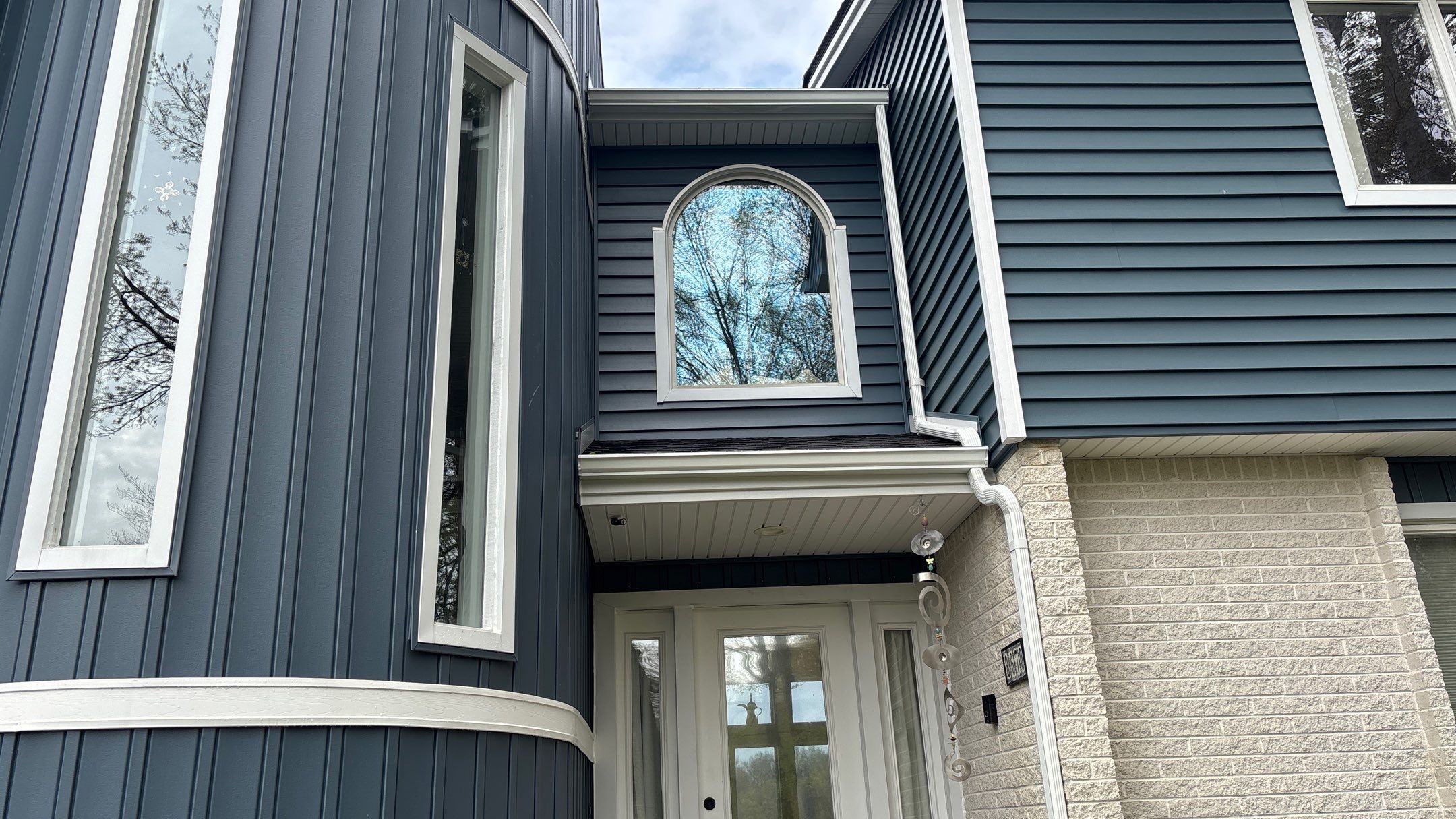 Siding Replacement using Certainteed Monogram D5 Pacific Blue by 180 Contractors