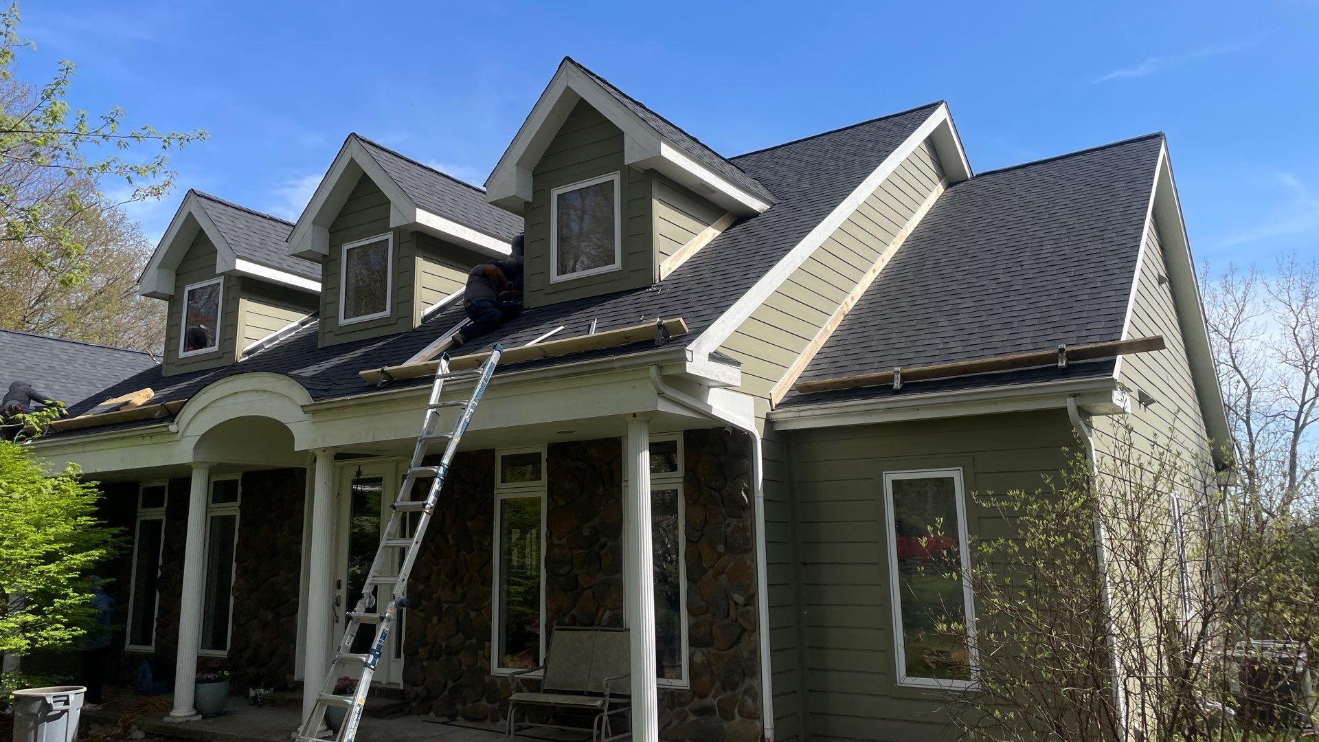 Roof Replacement using CertainTeed Landmark by 180 Contractors